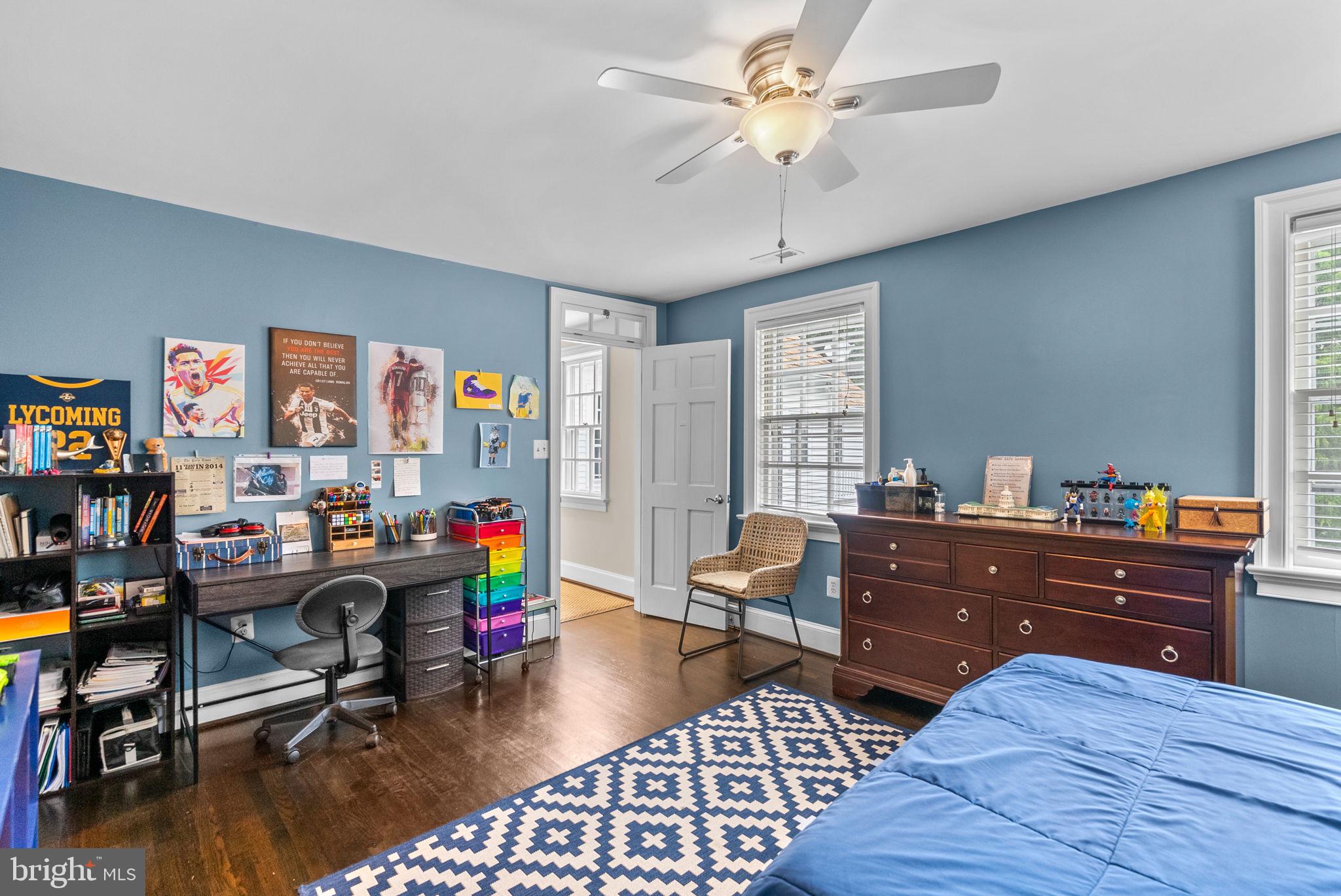 GLEN MILL KNOLLS - Residential