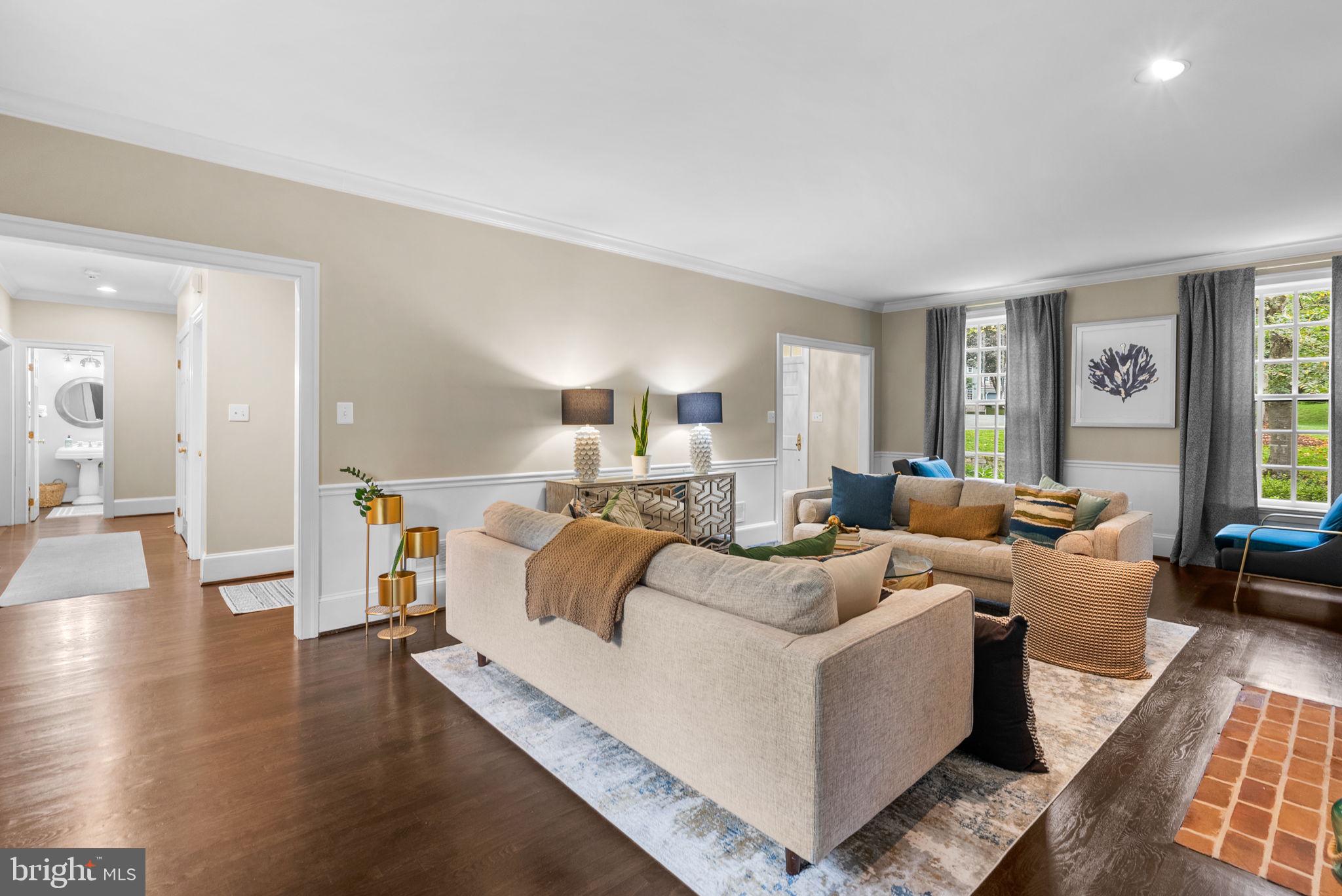 GLEN MILL KNOLLS - Residential