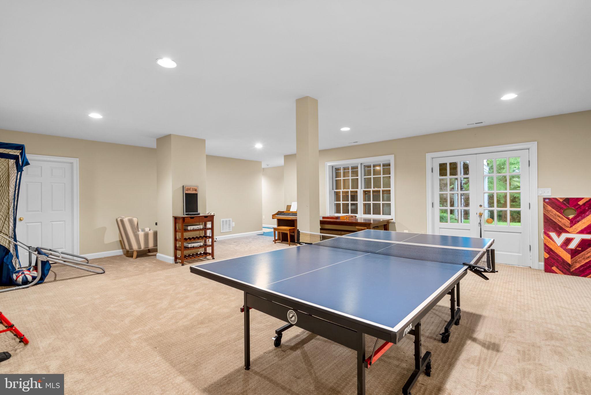 GLEN MILL KNOLLS - Residential