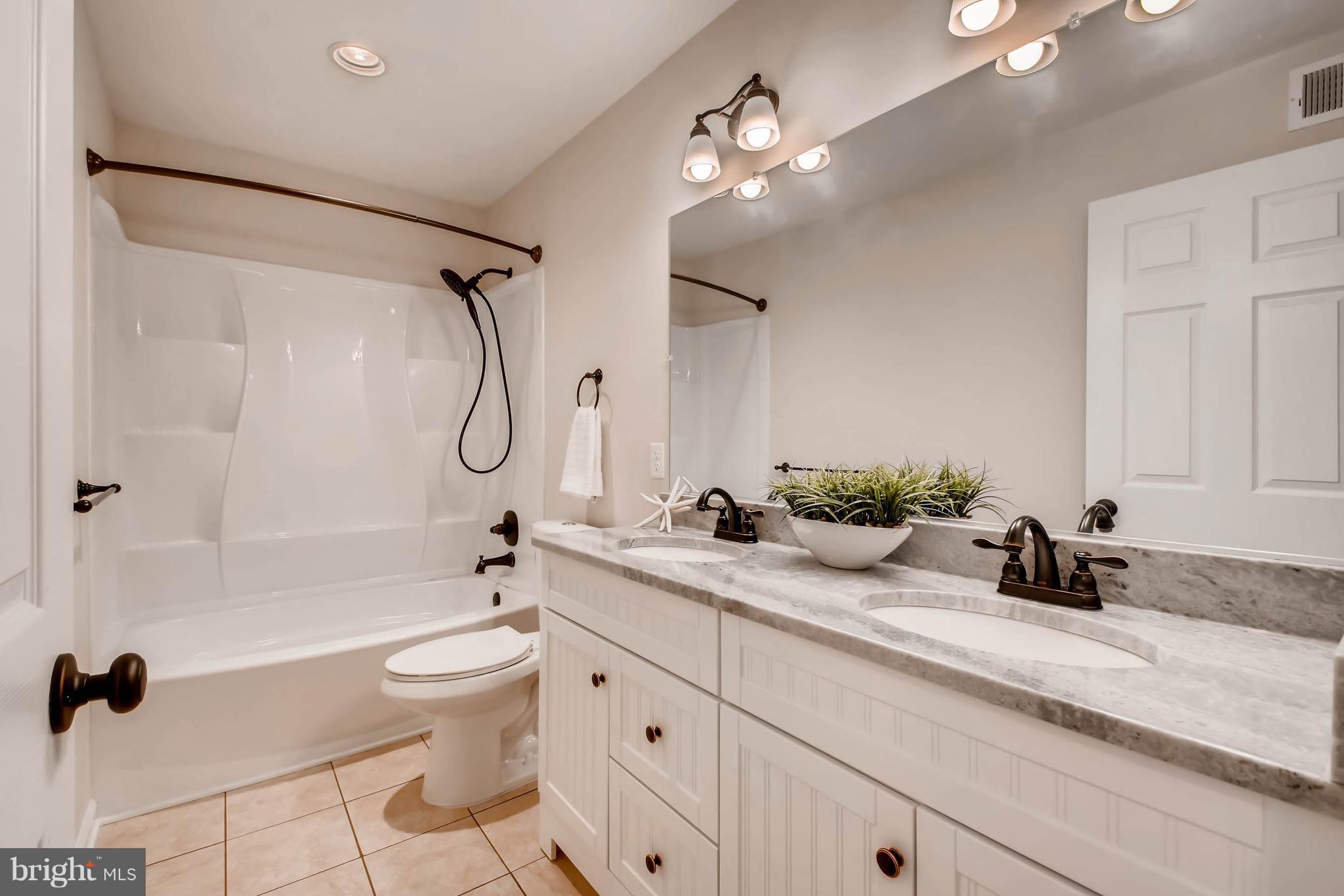 GAMBRILL SOUTH - Residential