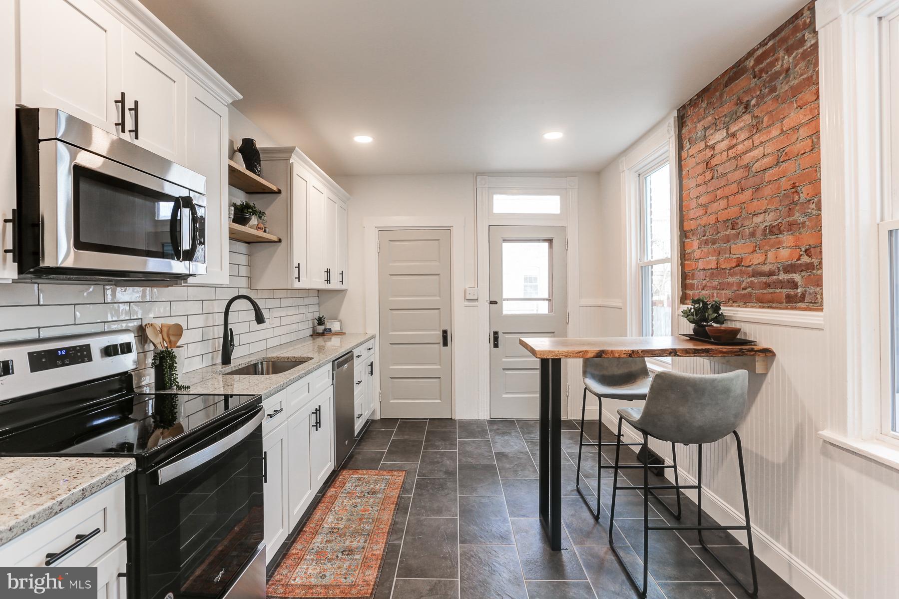 NORTHWEST END OF TOWN - Residential