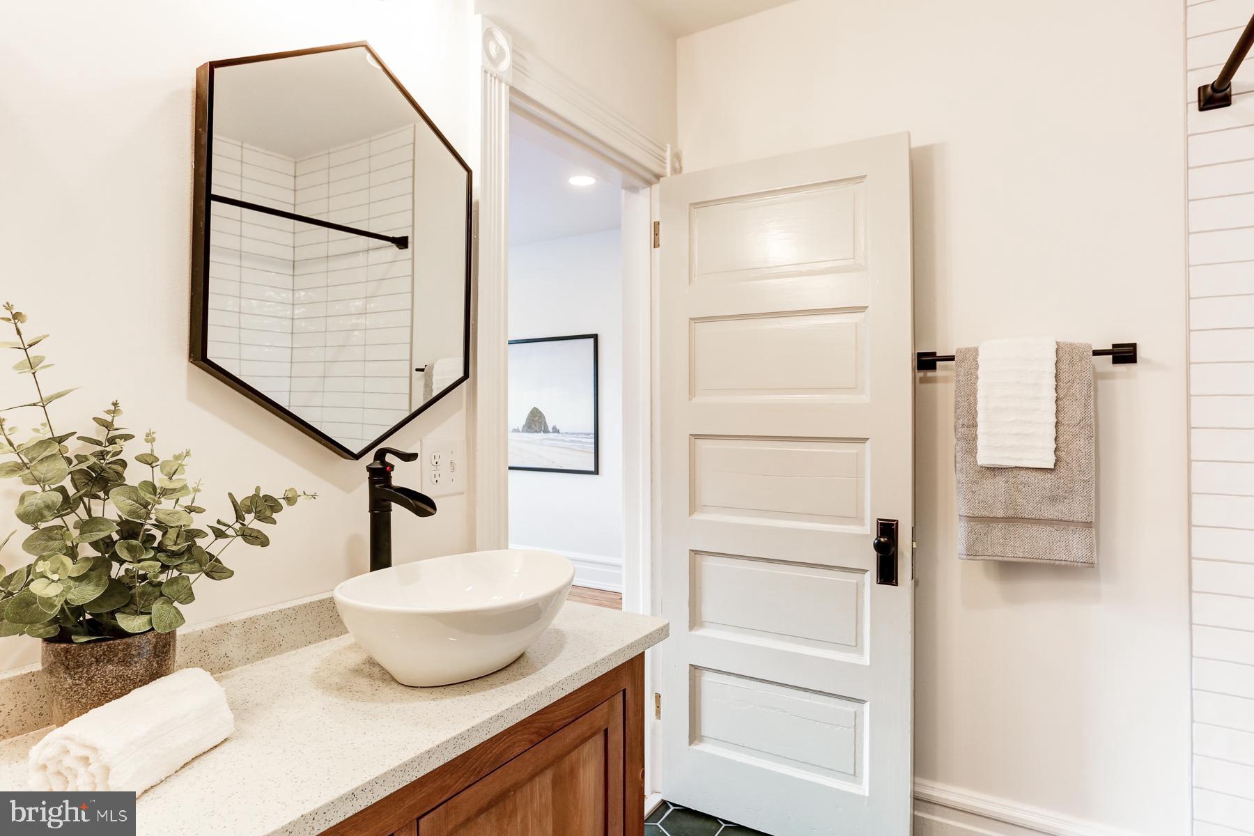 NORTHWEST END OF TOWN - Residential