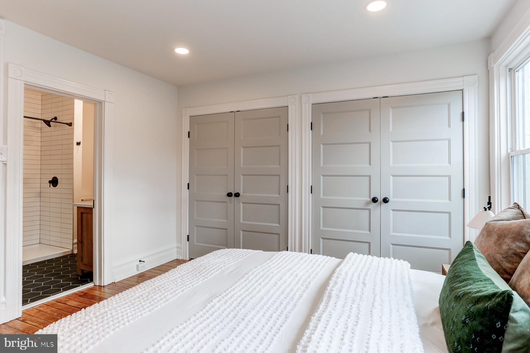 NORTHWEST END OF TOWN - Residential