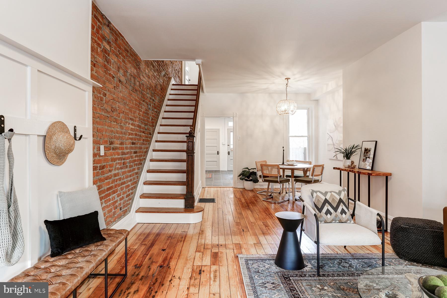 NORTHWEST END OF TOWN - Residential