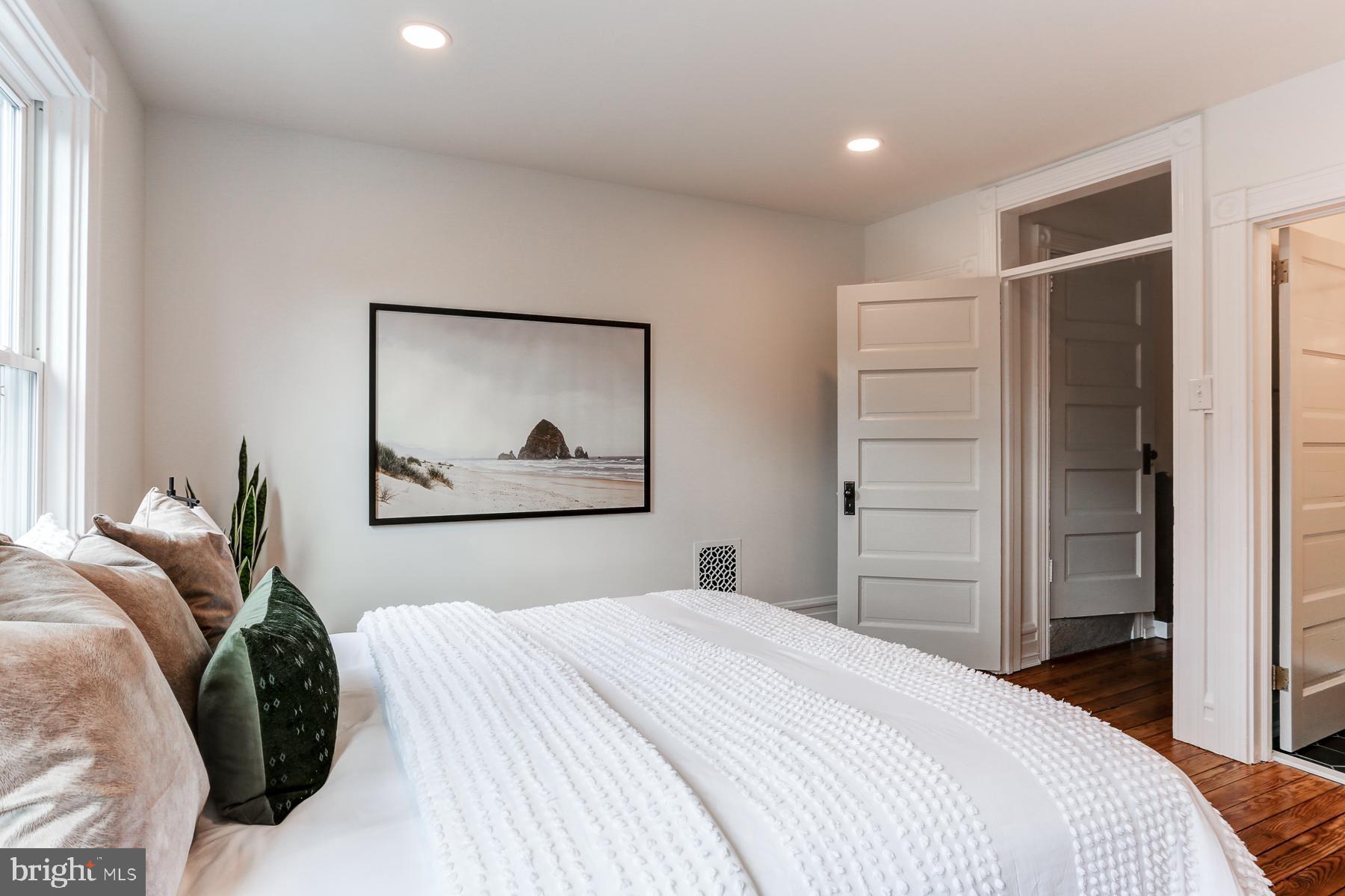 NORTHWEST END OF TOWN - Residential