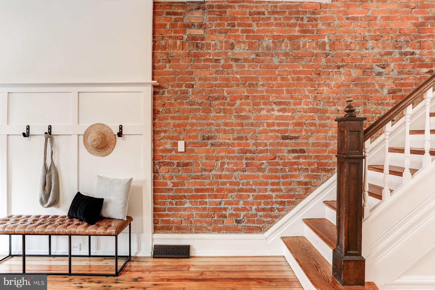 NORTHWEST END OF TOWN - Residential