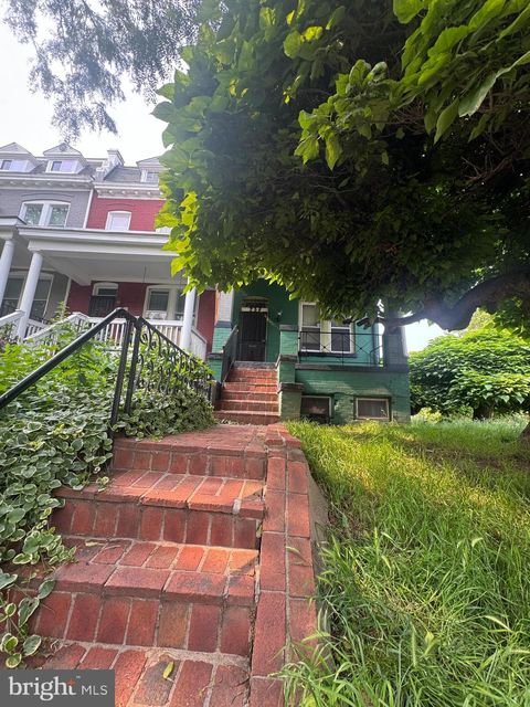 236 RANDOLPH PLACE NE WASHINGTON DC 20002