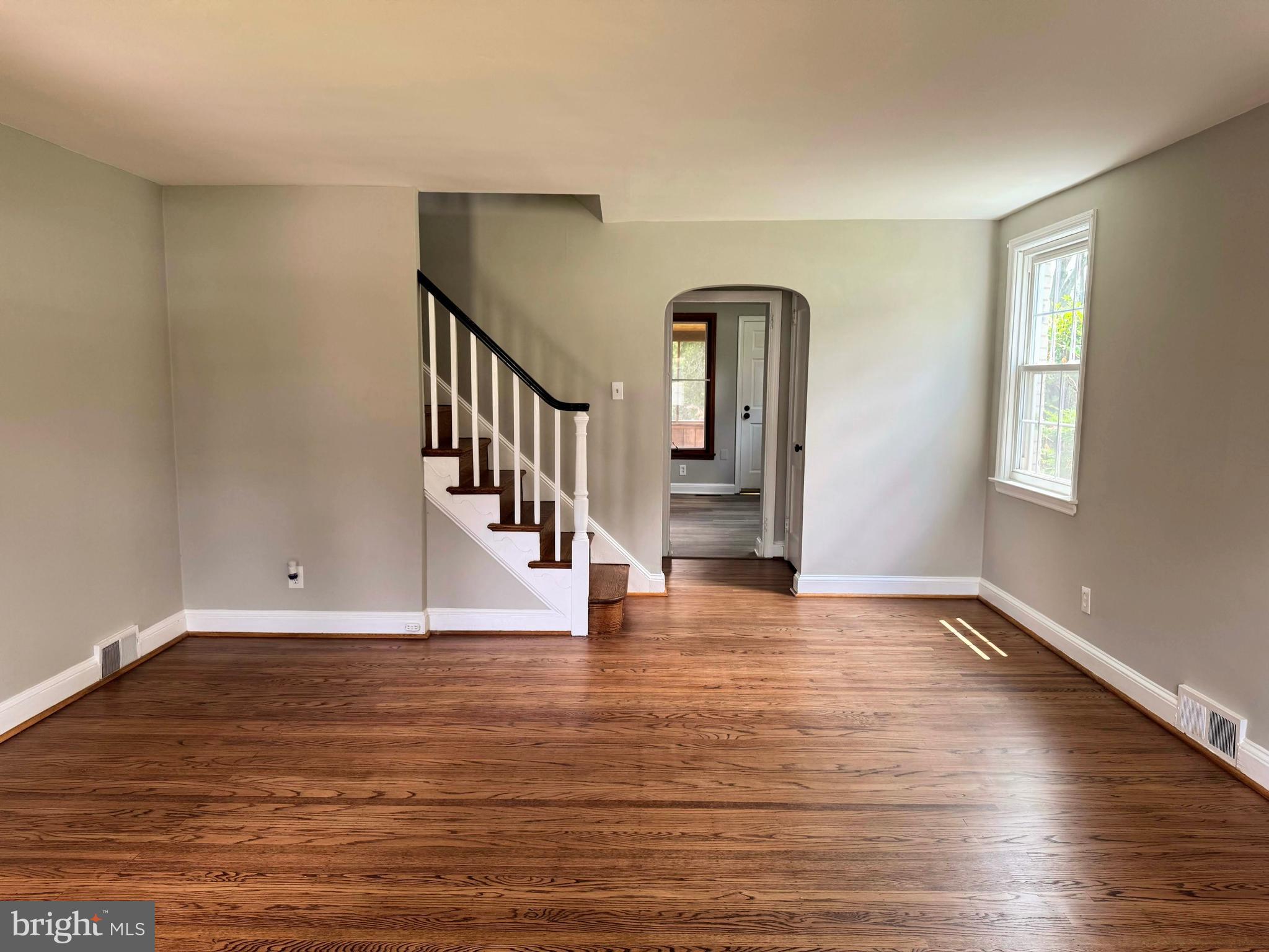 563 RUTHERFORD DRIVE