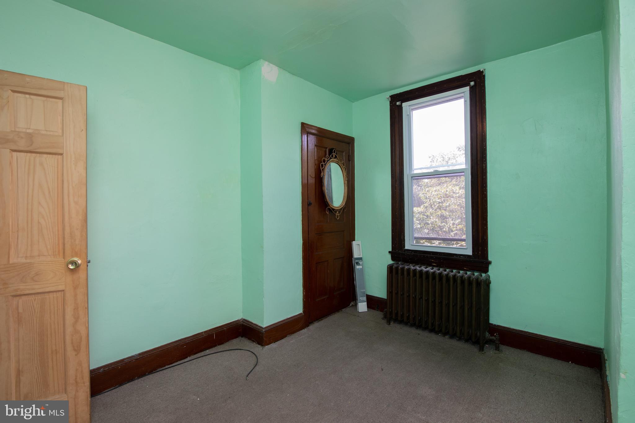 ELMWOOD PARK - Residential