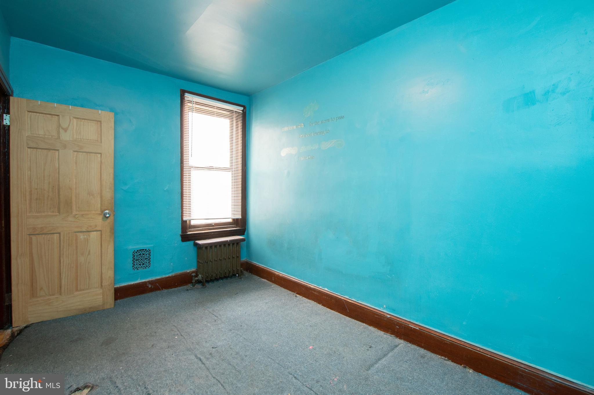 ELMWOOD PARK - Residential