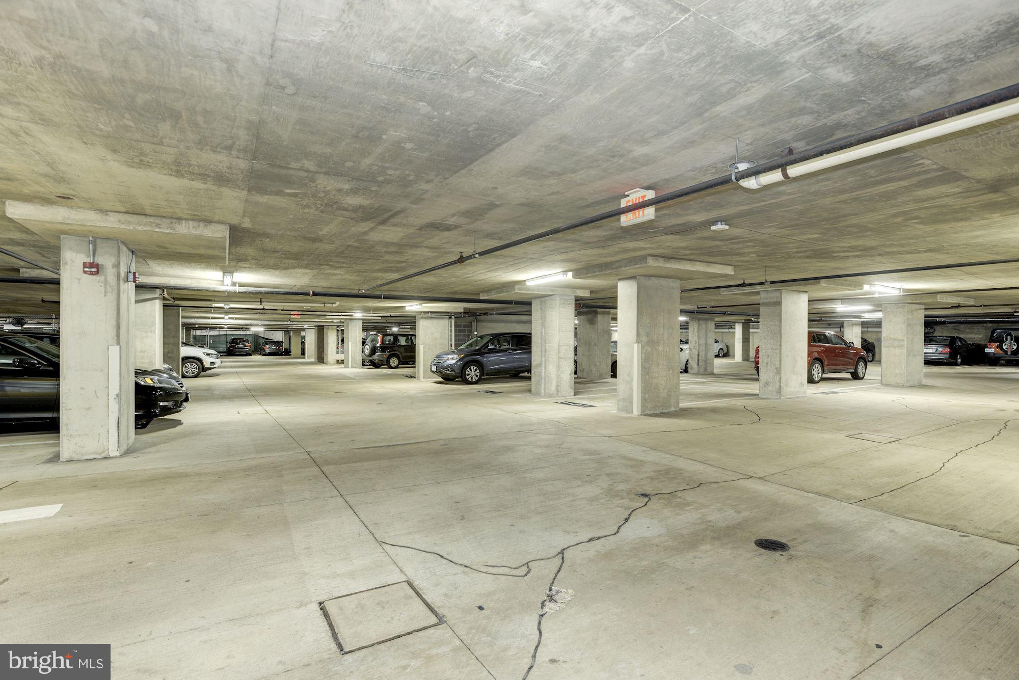 BALLSTON COMMONS - Residential Lease