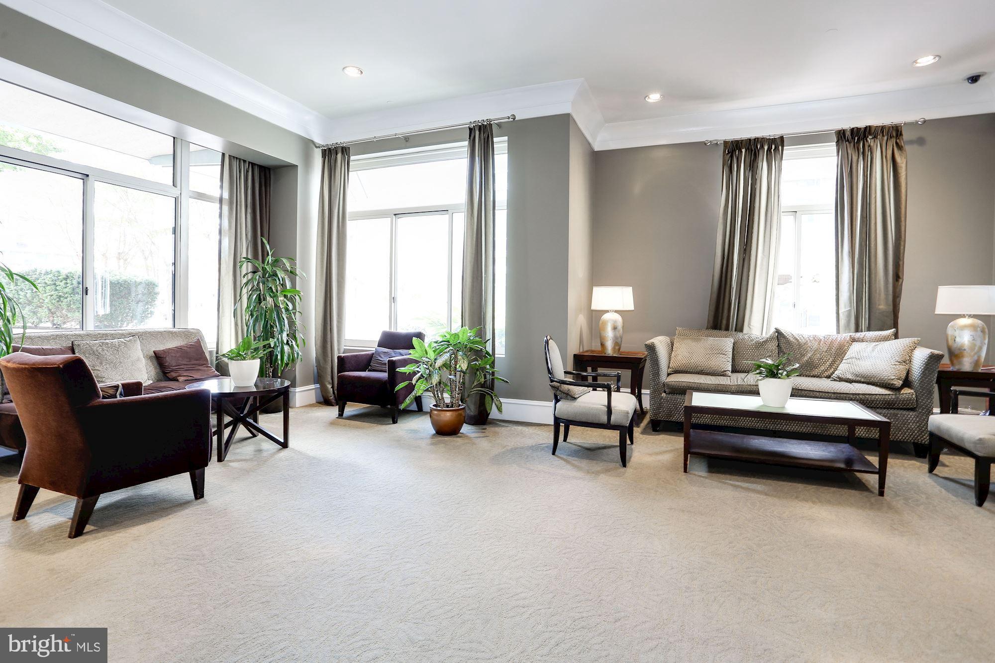 BALLSTON COMMONS - Residential Lease