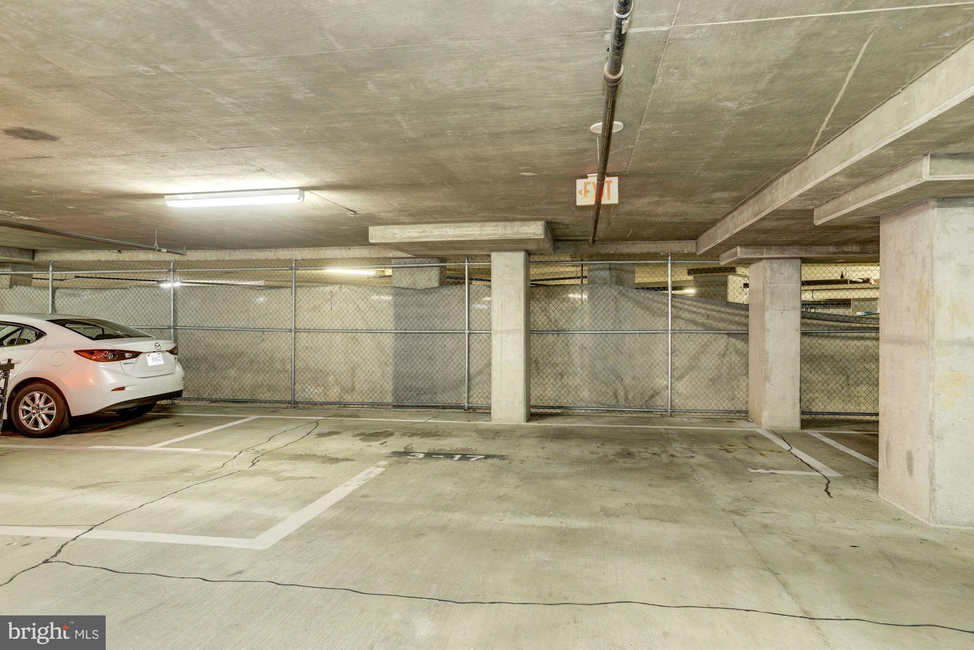 BALLSTON COMMONS - Residential Lease