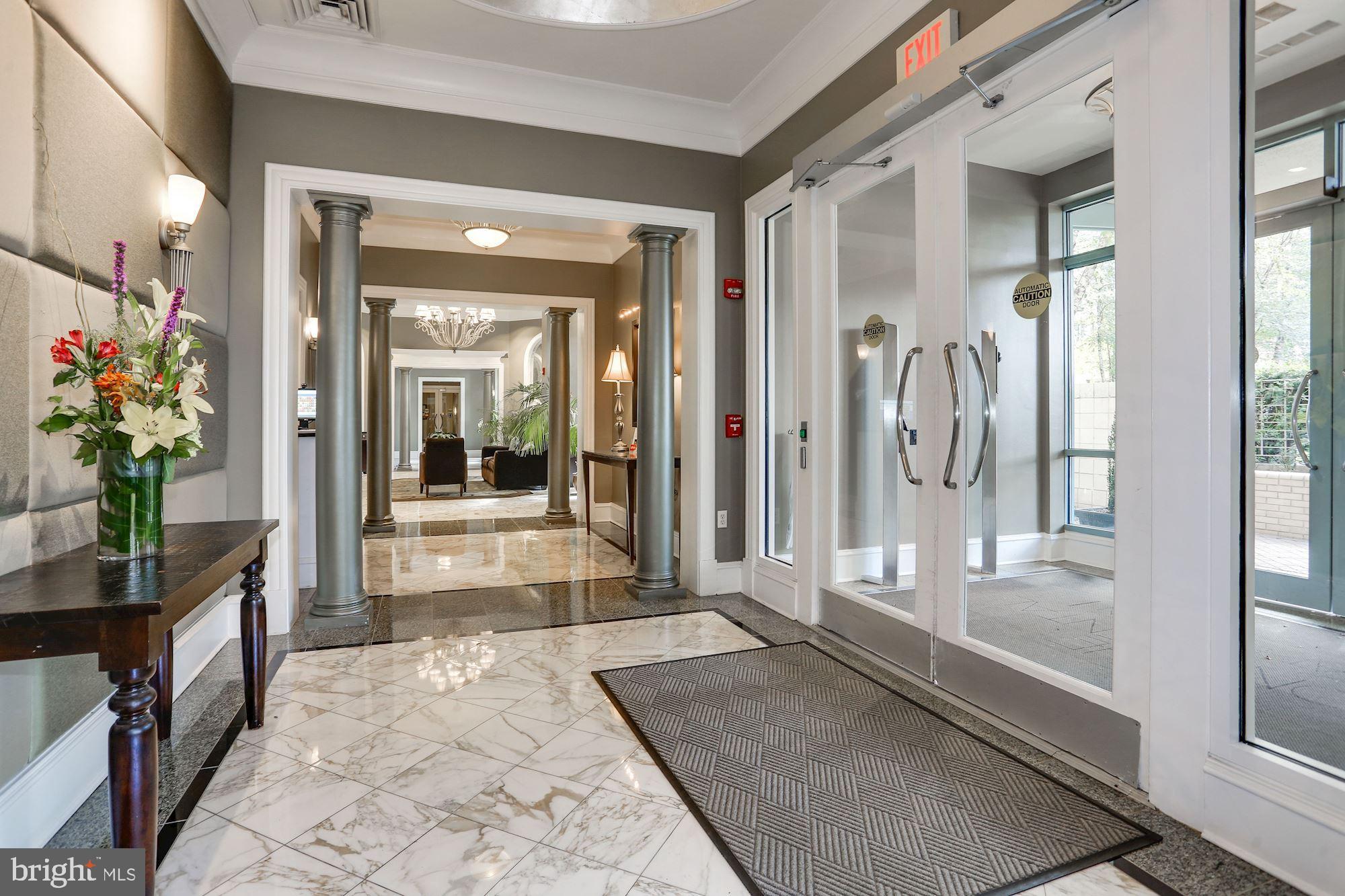 BALLSTON COMMONS - Residential Lease