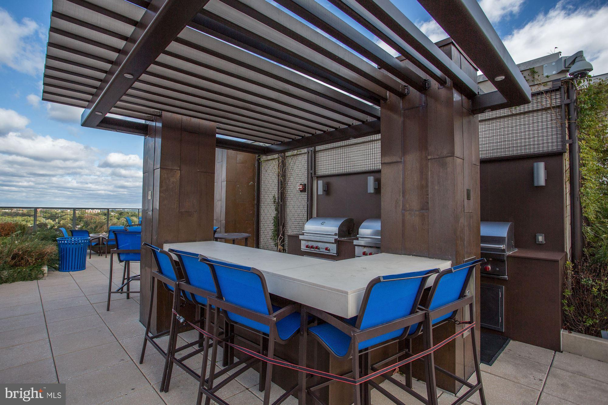 BALLSTON COMMONS - Residential Lease