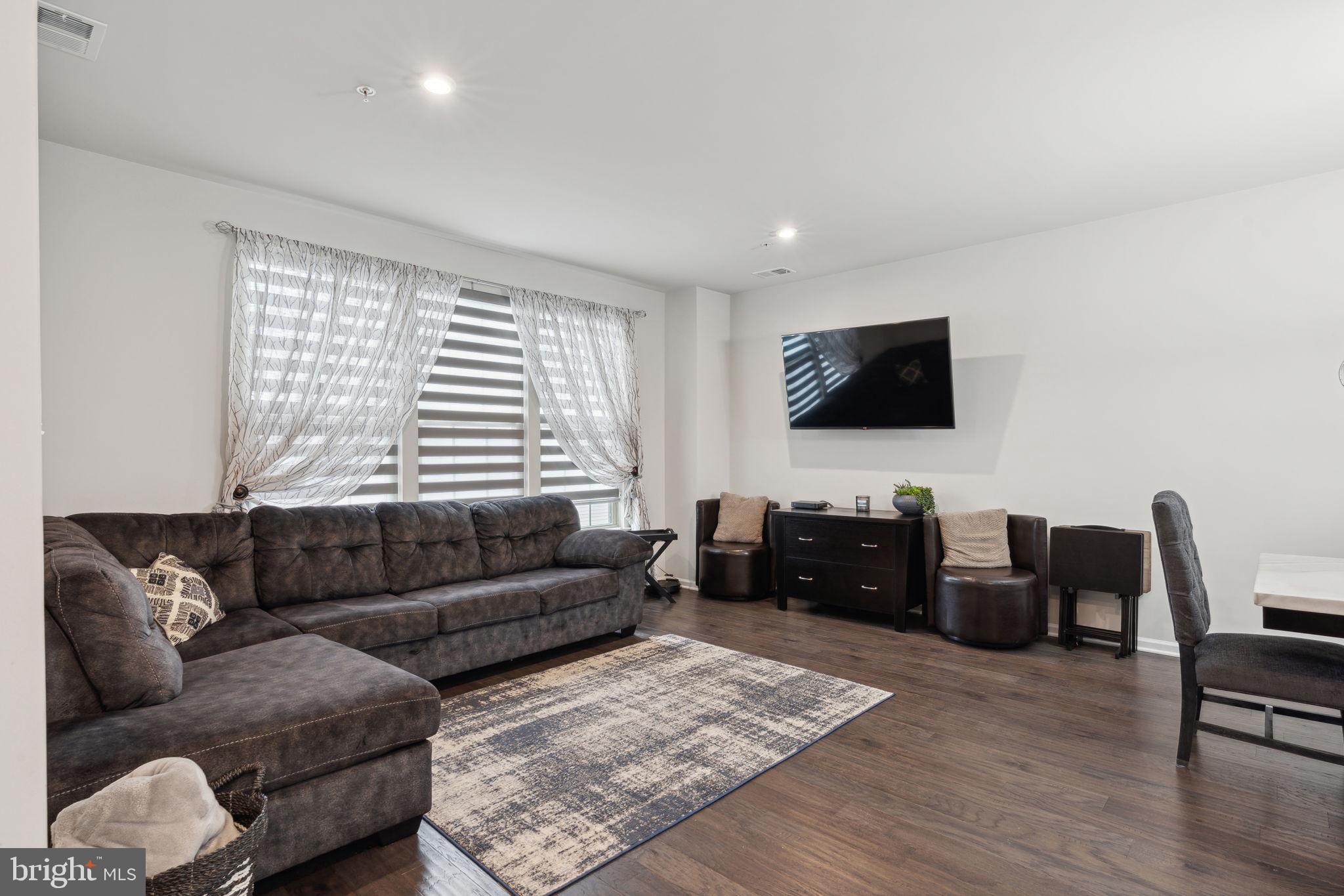 THE VILLAGE AT CABIN BRANCH - Residential