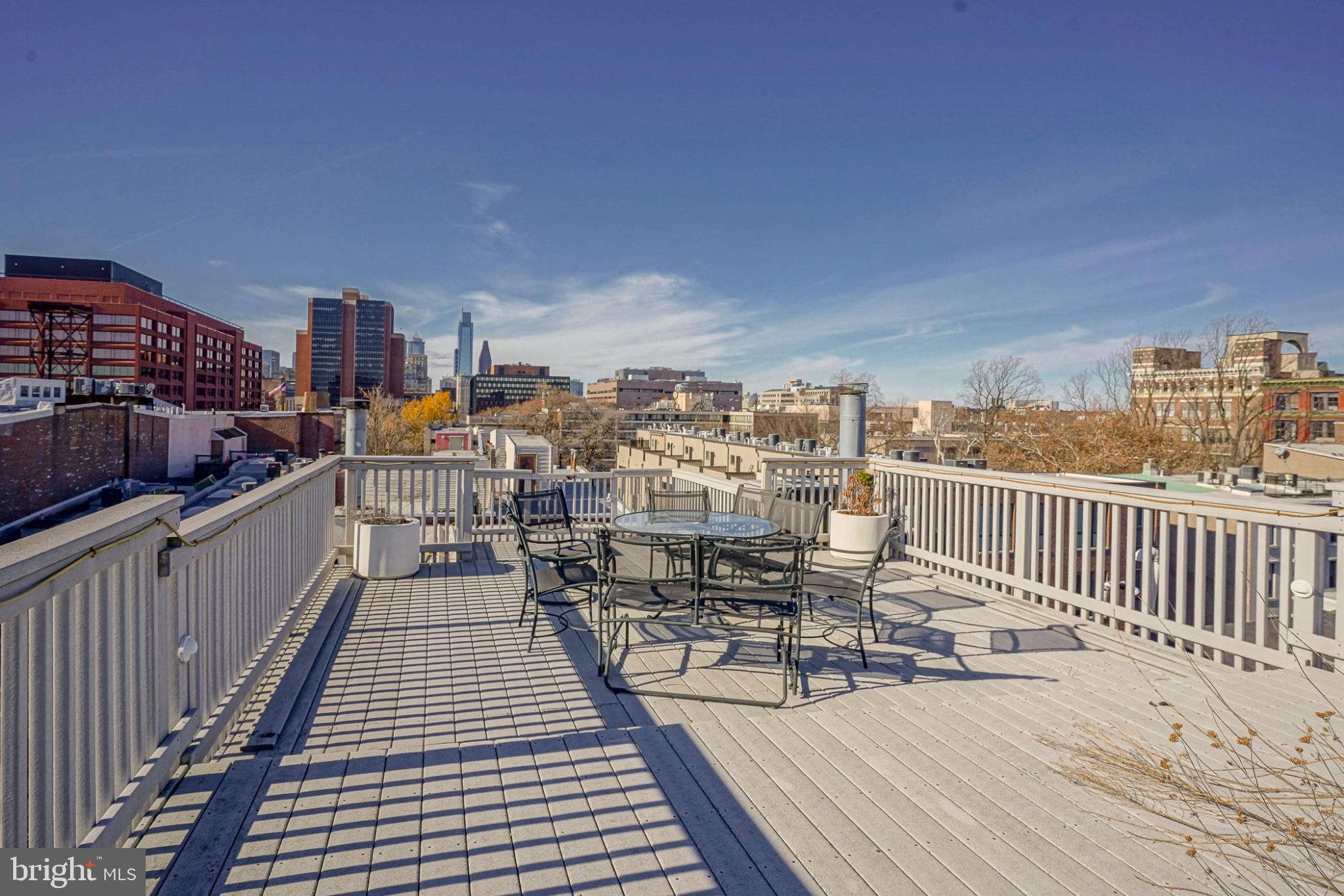 OLD CITY - Residential