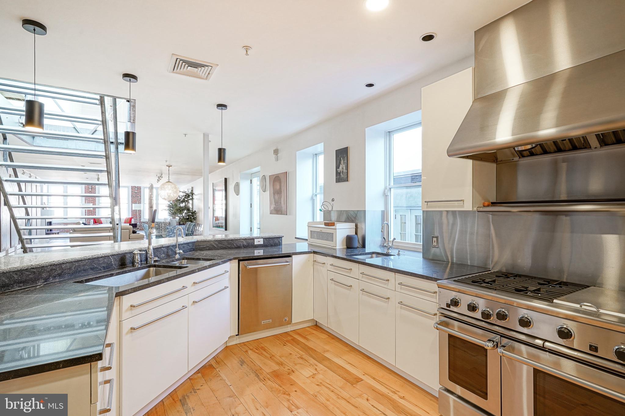 OLD CITY - Residential