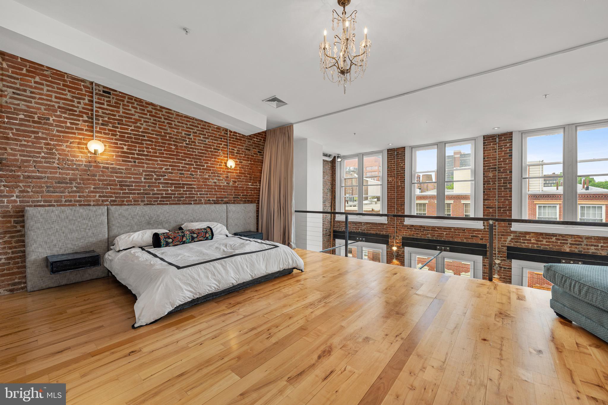 OLD CITY - Residential