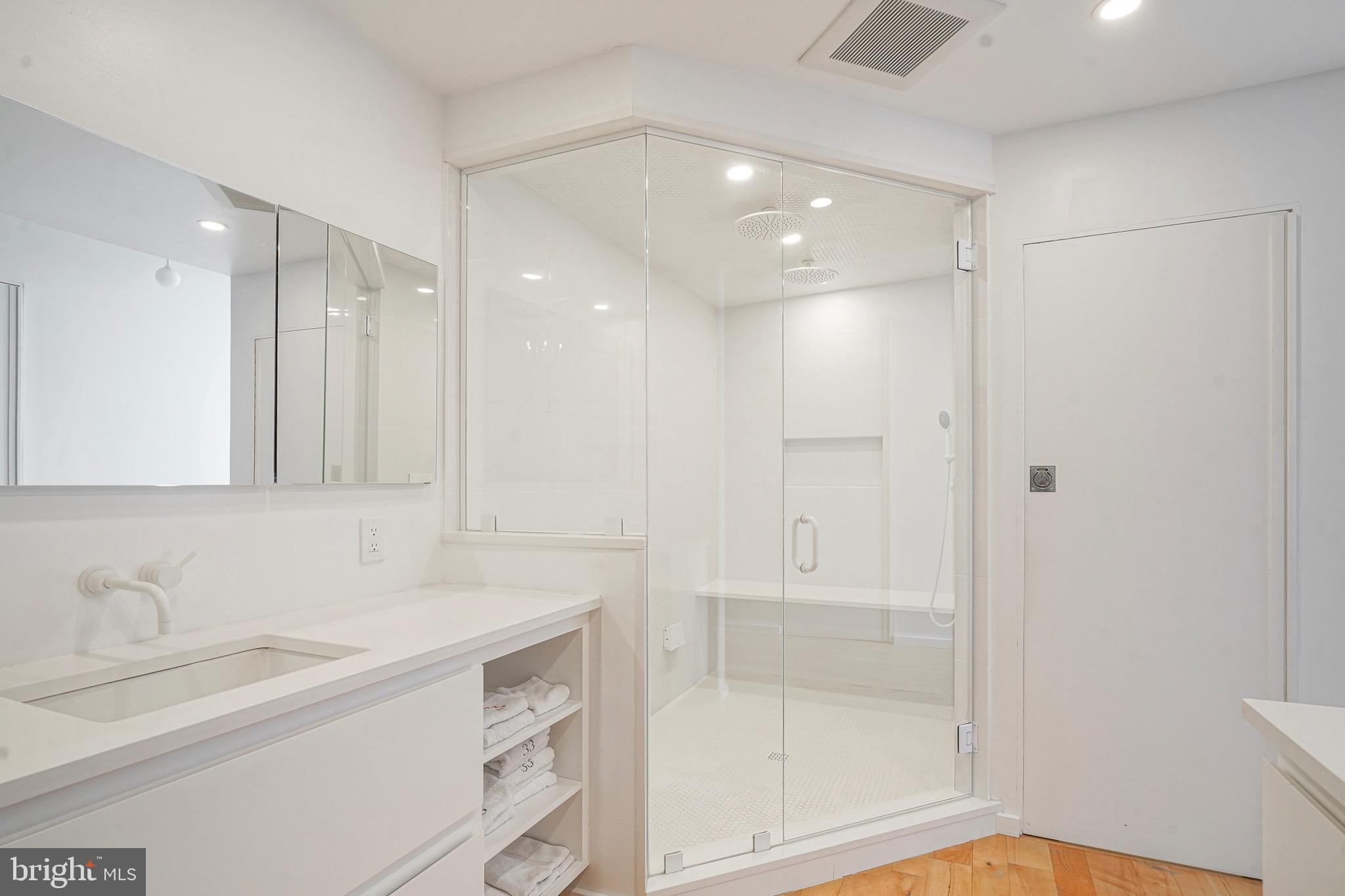 OLD CITY - Residential