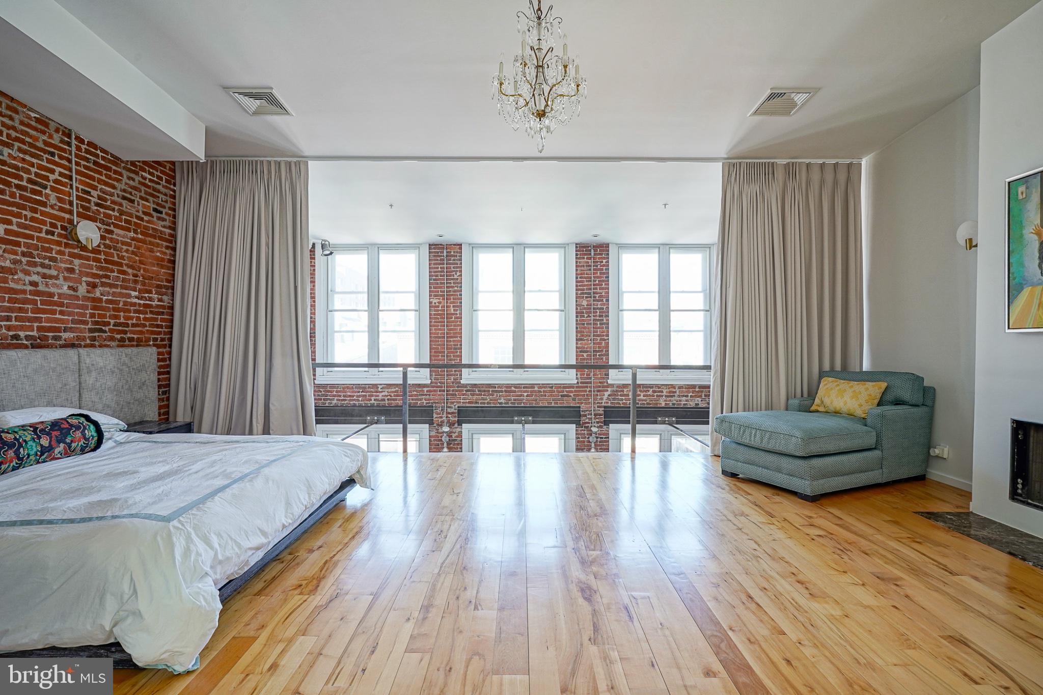 OLD CITY - Residential