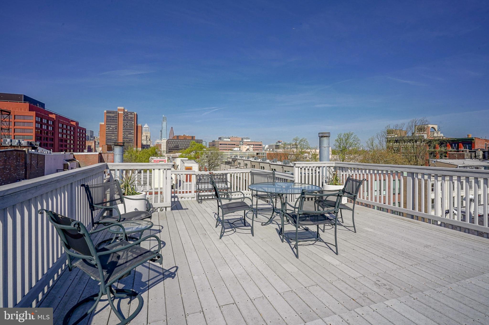 OLD CITY - Residential