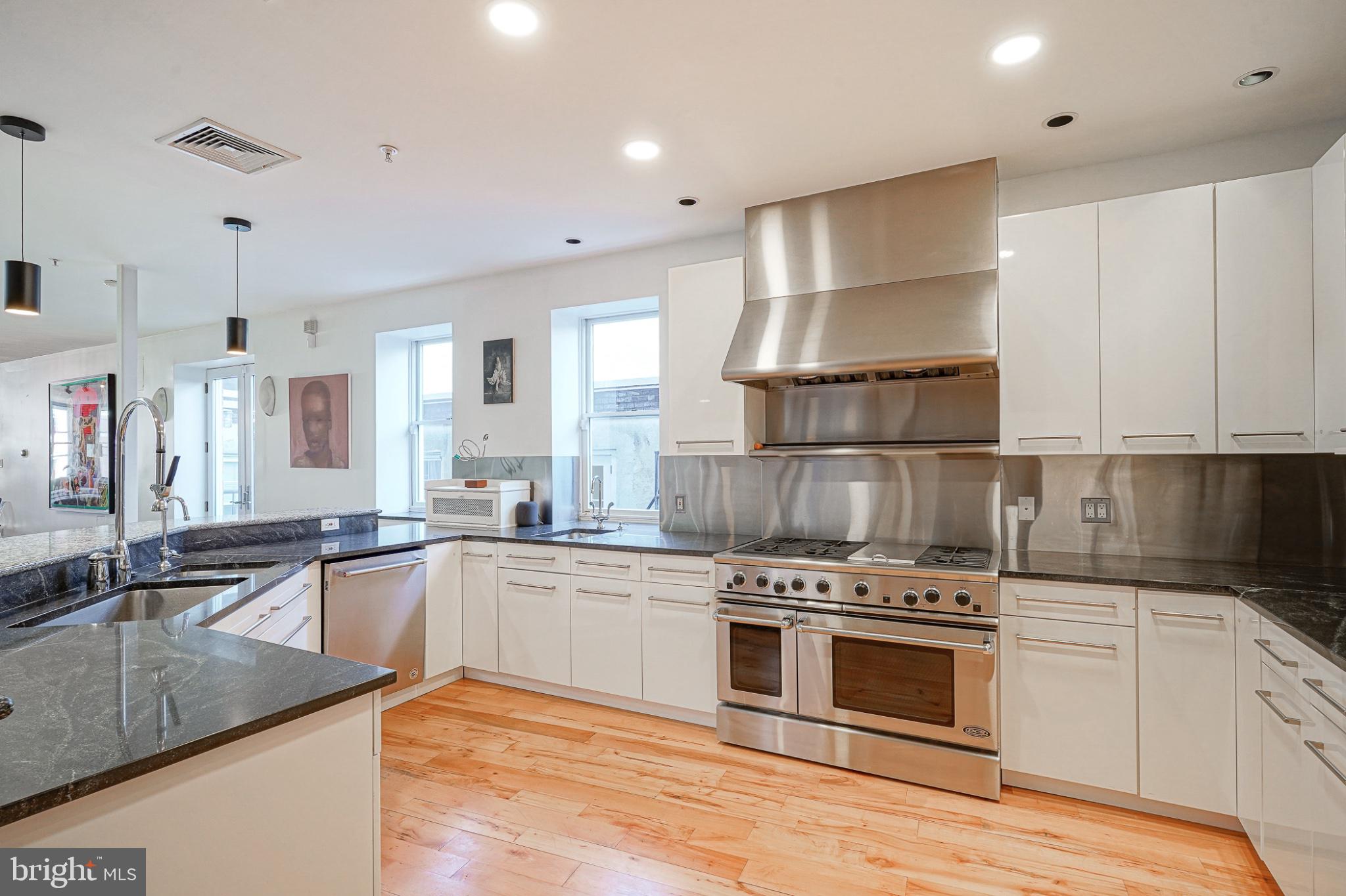 OLD CITY - Residential