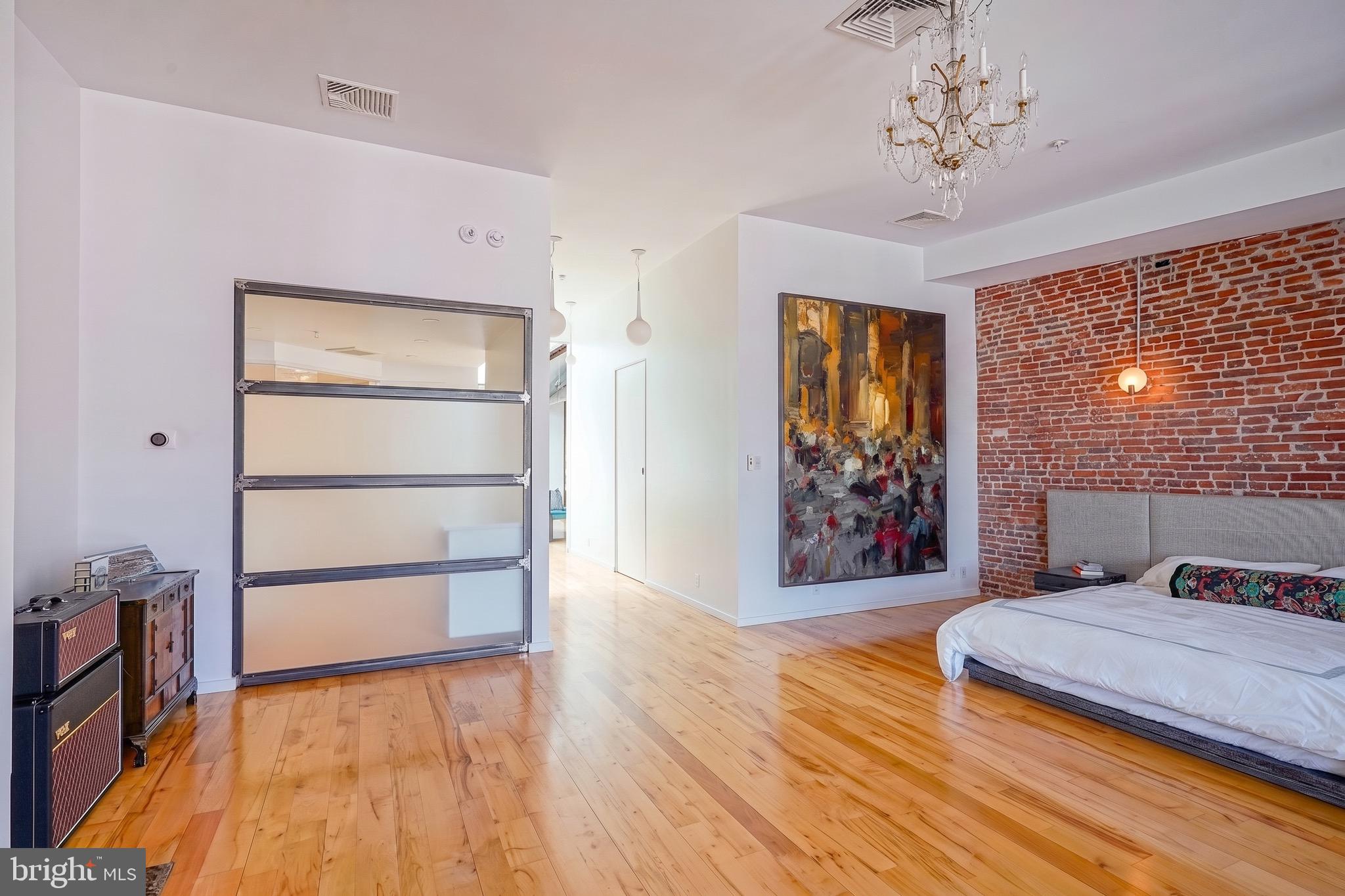 OLD CITY - Residential