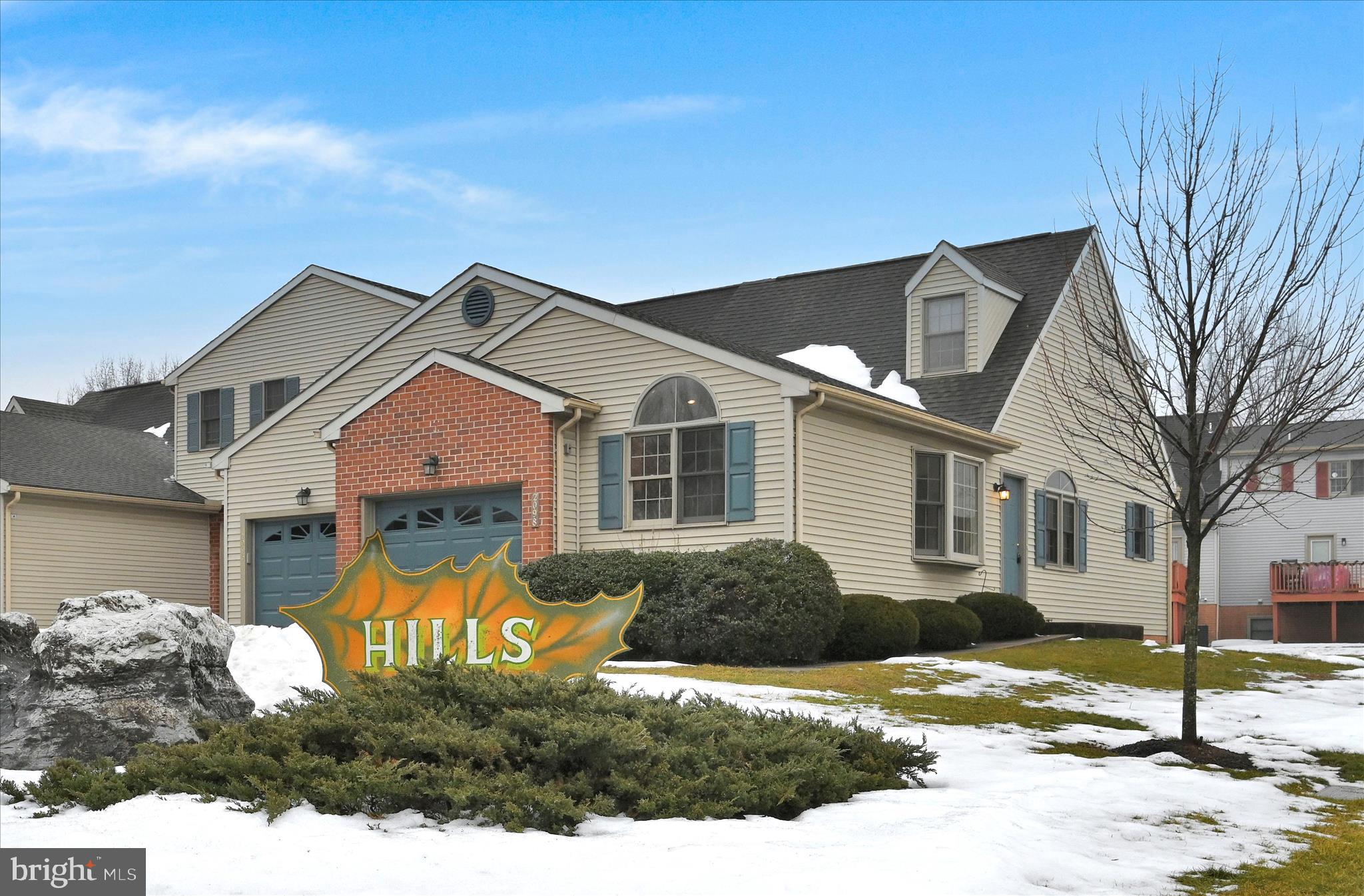 OAK HILLS - Residential