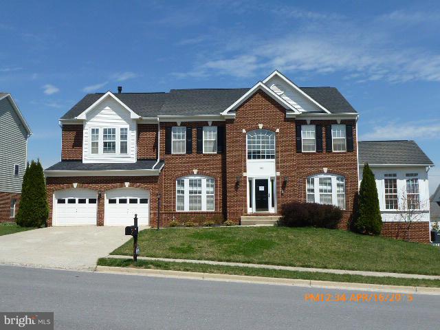Incredible Move In Ready Home. All new upgrade S/S appliances; New interior/exterior paint; great carpets. Features include Morning Room, Conservatory; Owners Suite includes 2 sided gas FP, Super Bath, His/hers Closets & Sitting Room. 2nd BR has own private Bathroom, 3rd & 4th BR share Jack/Jill Bath. Finished Basement includes large Wet Bar area, Full Bath, Exercise Room & Media Room.