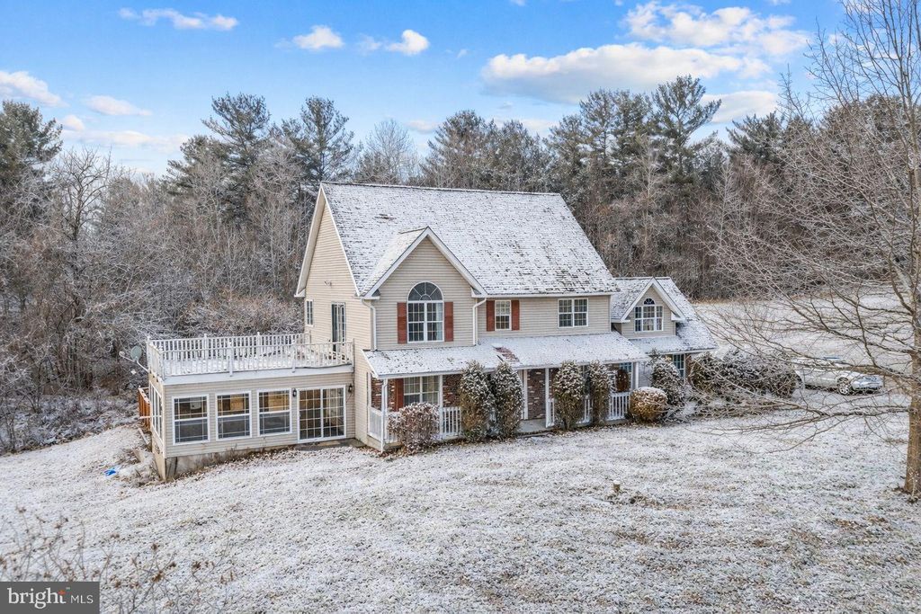 Photo of 2247 Reo Drive, EFFORT, PA 18330 (MLS # PAMR2006004)