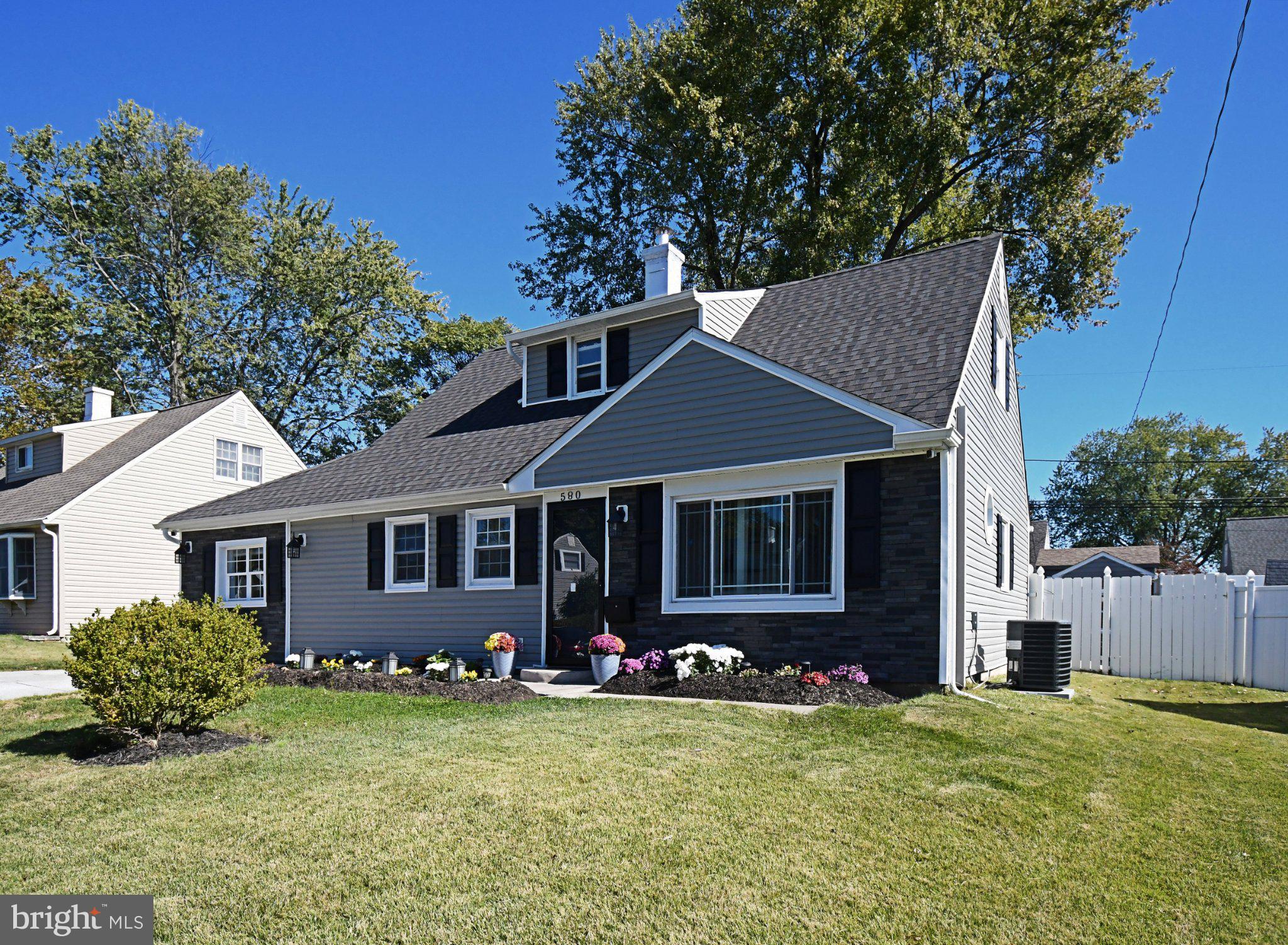 580 CARLISLE DRIVE