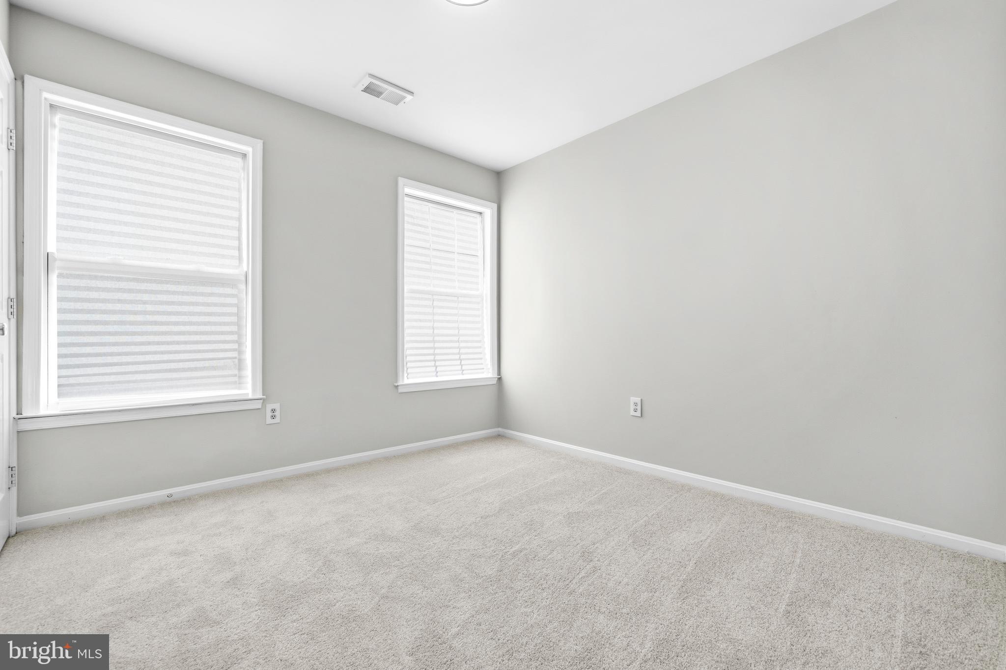 HAWTHORNE HILL - Residential