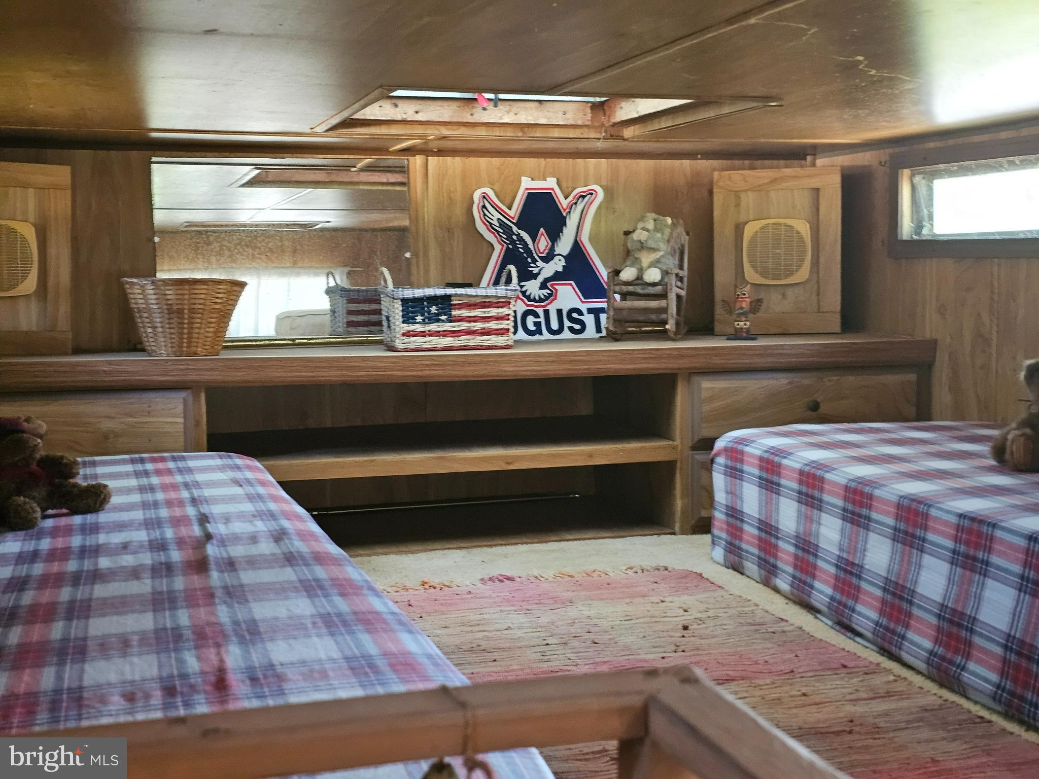 INDIAN ACRES - Residential