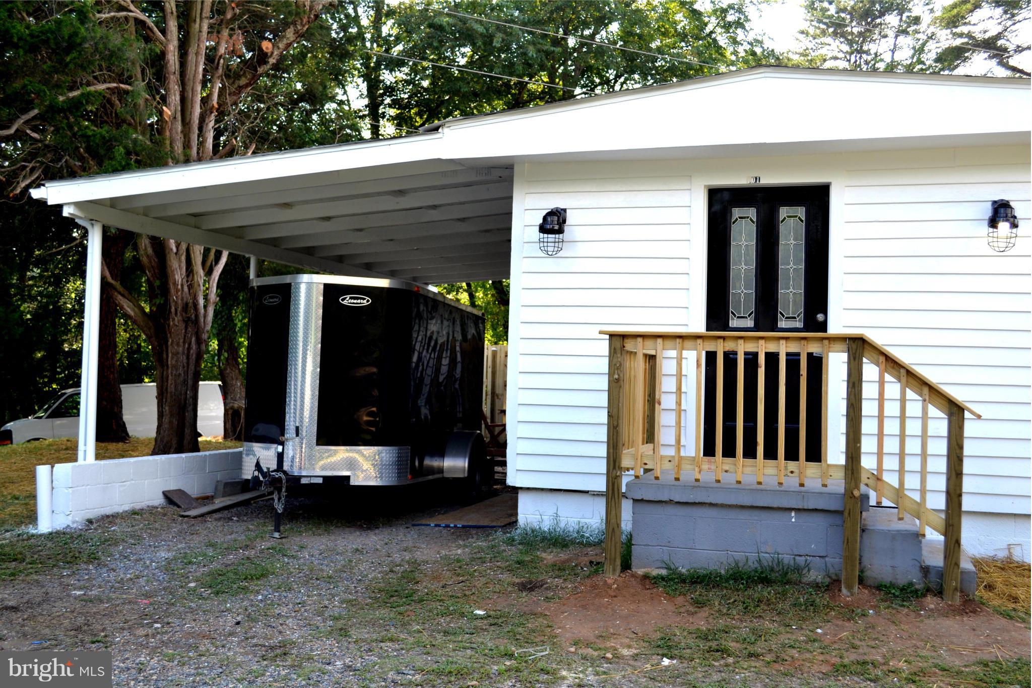 SUNNYSIDE - Residential Lease