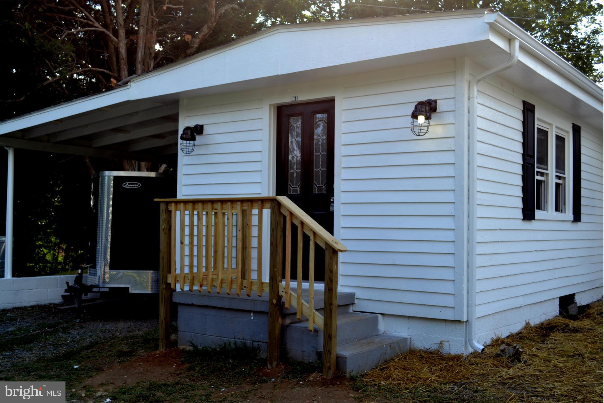 SUNNYSIDE - Residential Lease