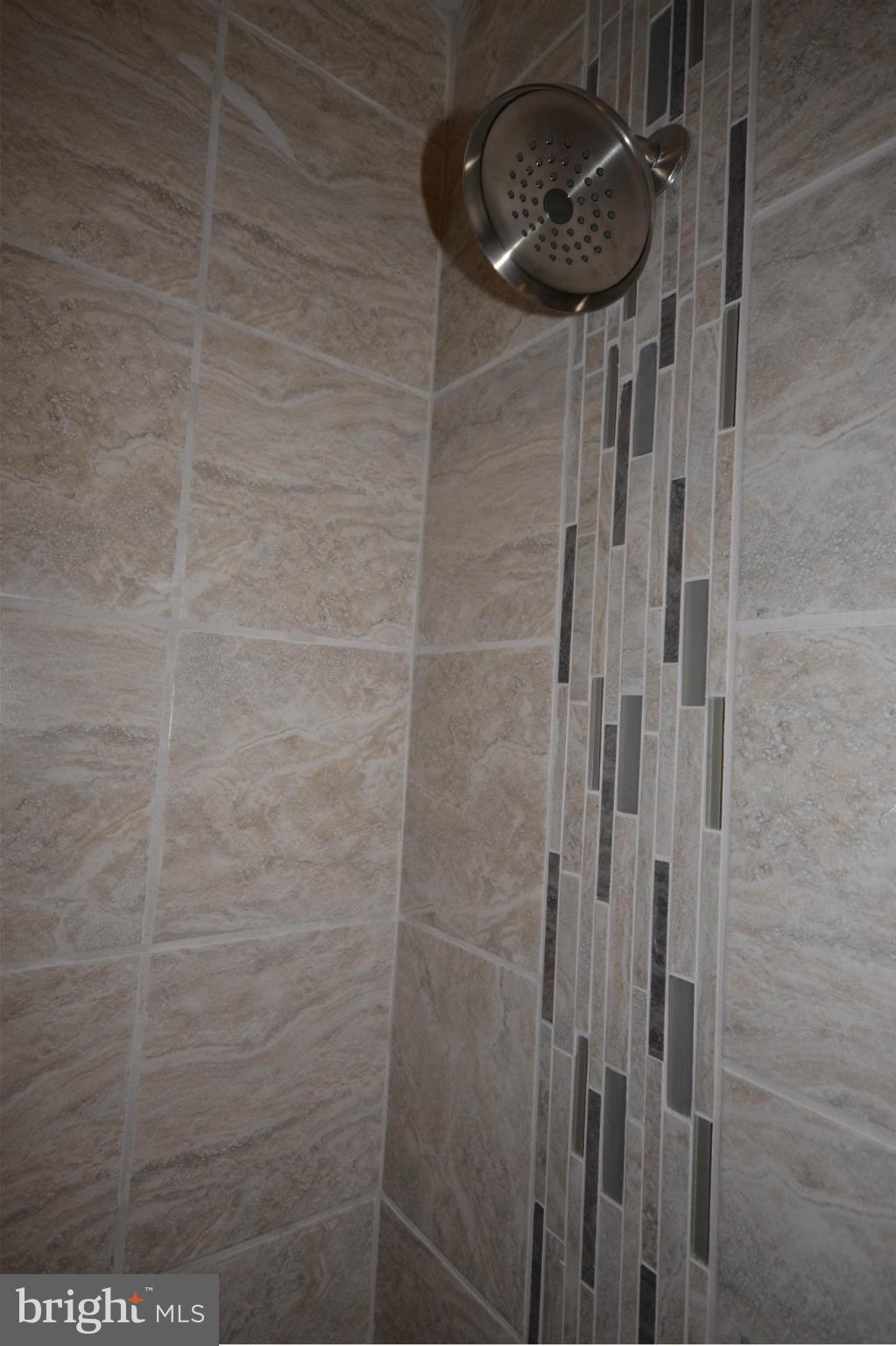 SUNNYSIDE - Residential Lease