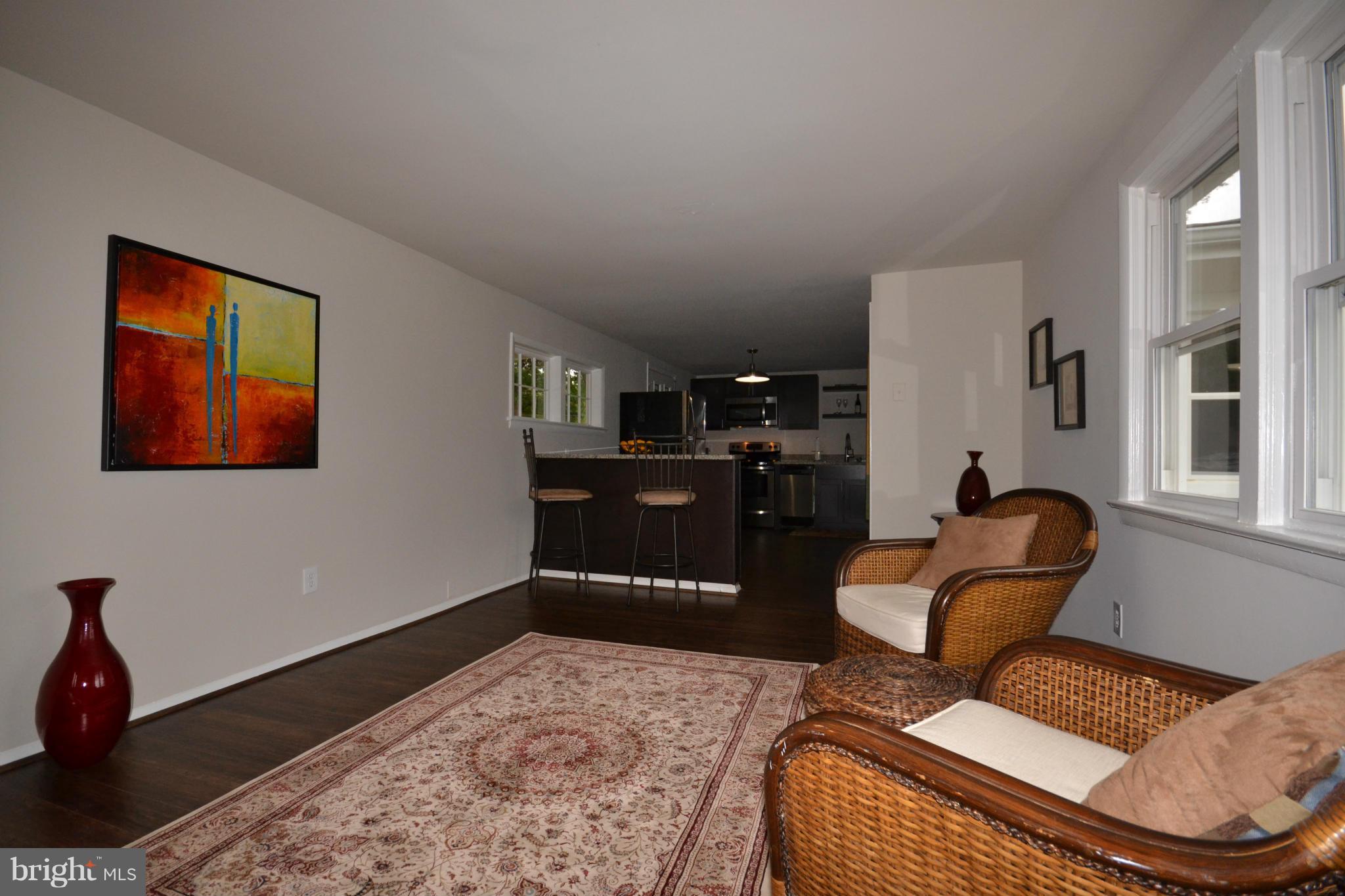 SUNNYSIDE - Residential Lease