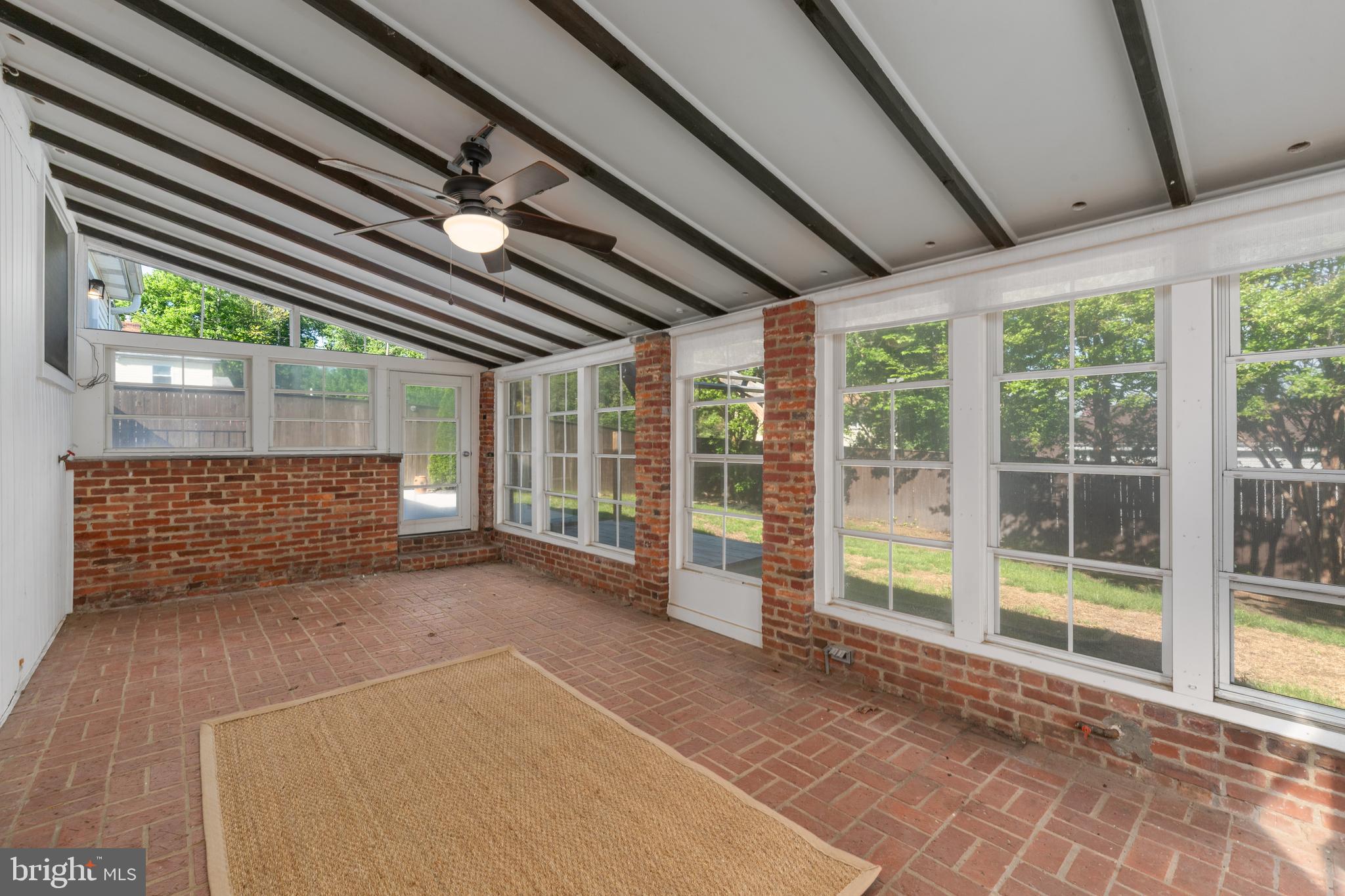 CRESTWOOD - Residential