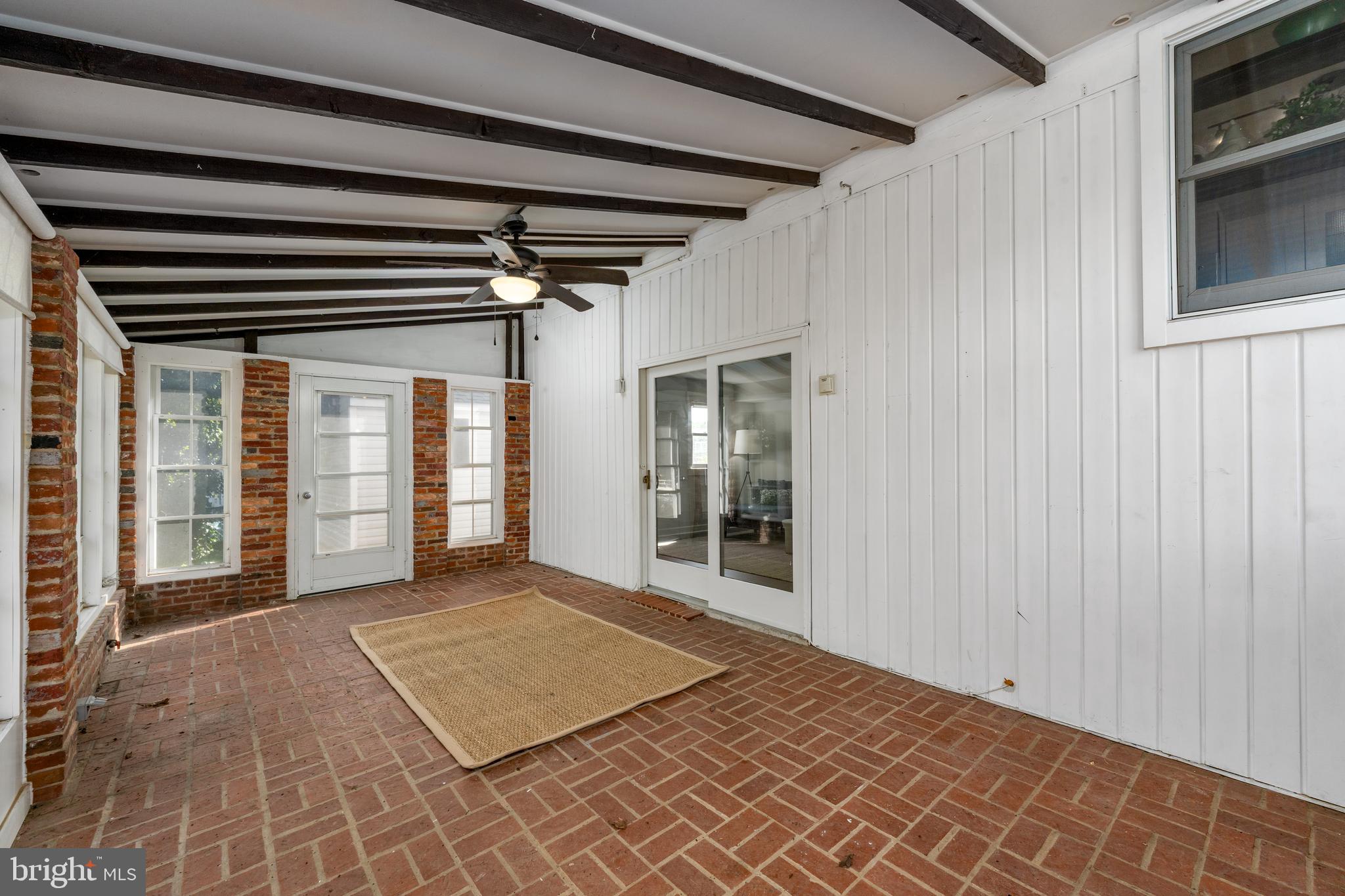 CRESTWOOD - Residential