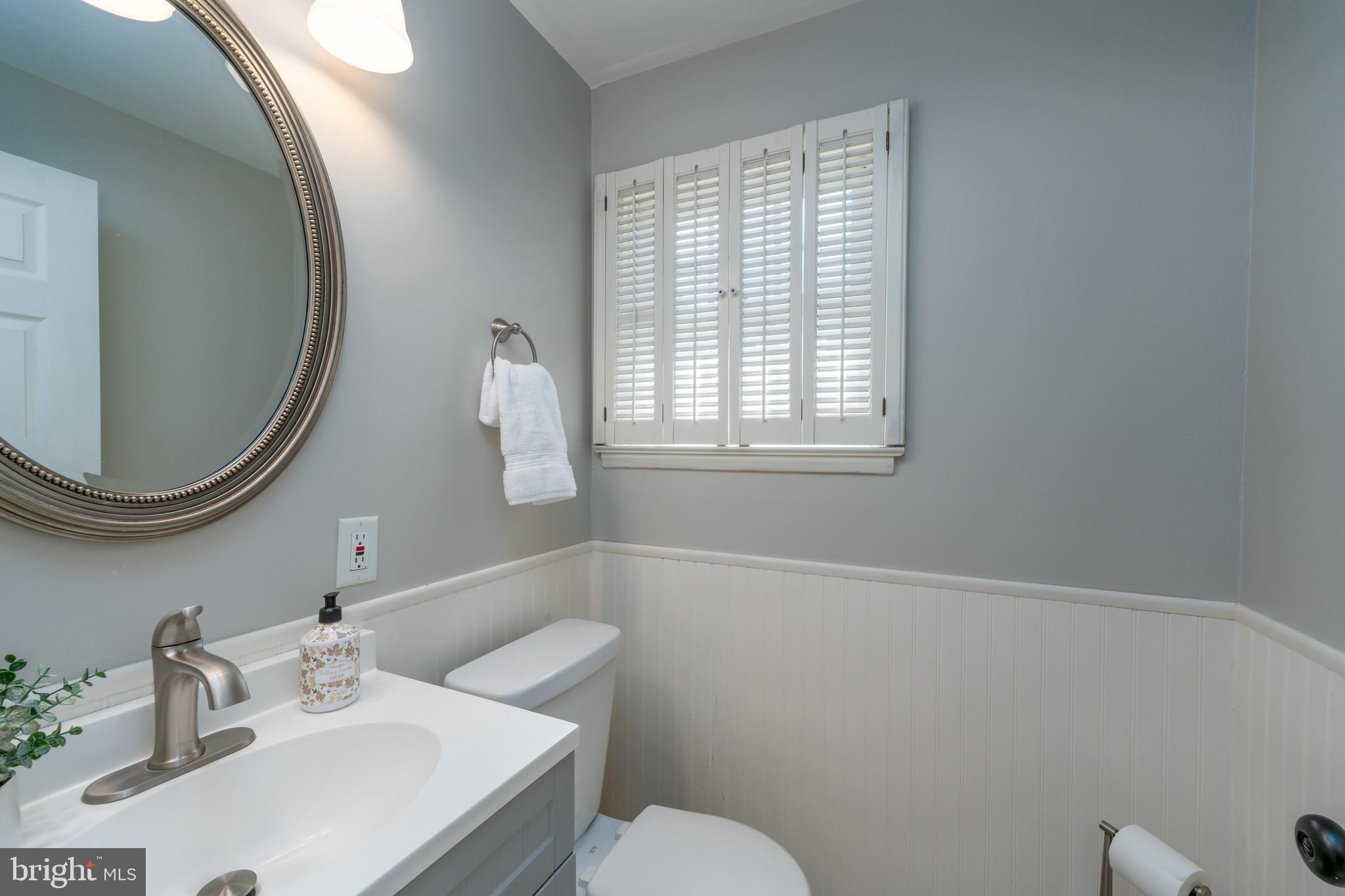 CRESTWOOD - Residential