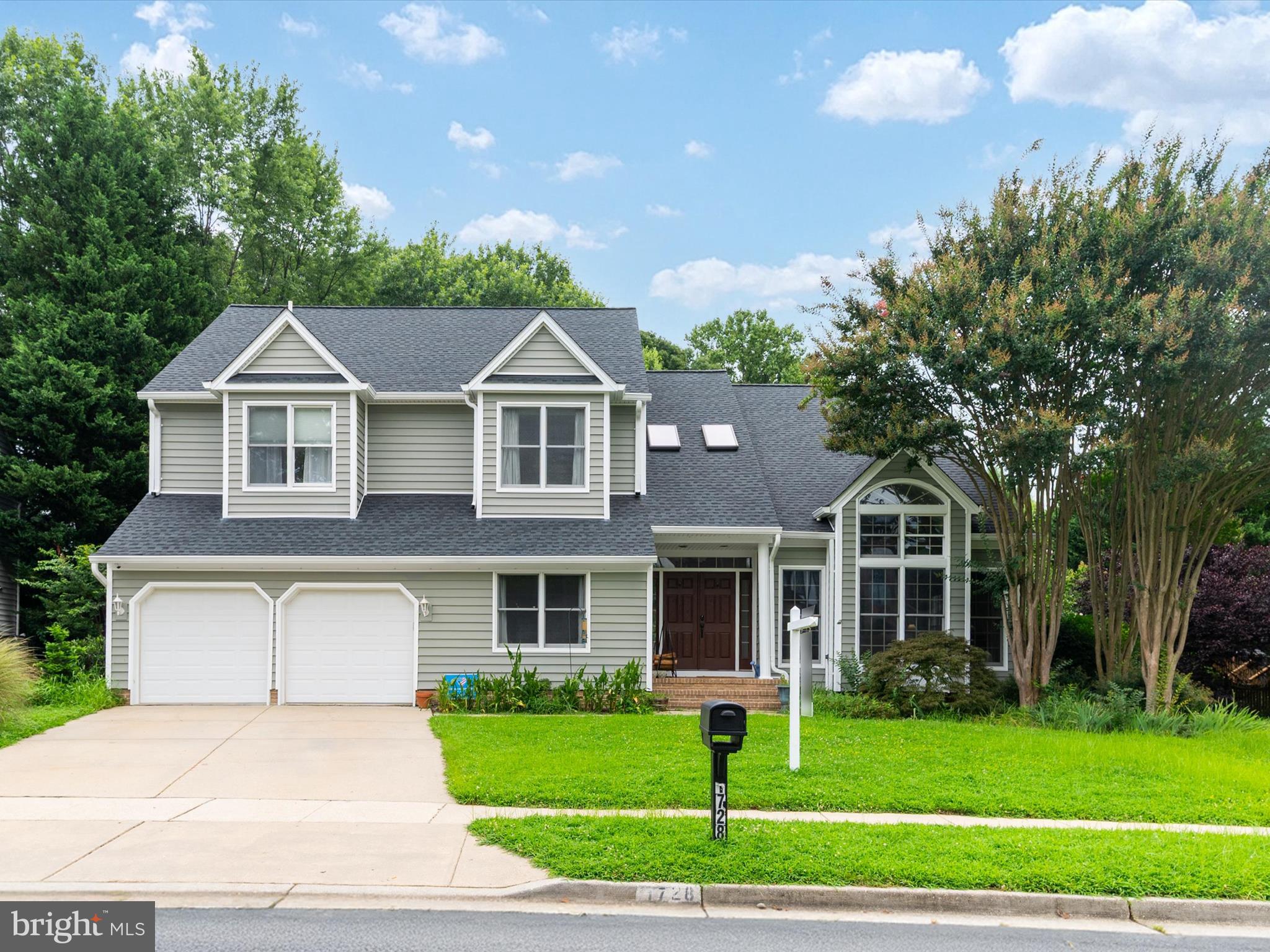 1728 PEARTREE LANE