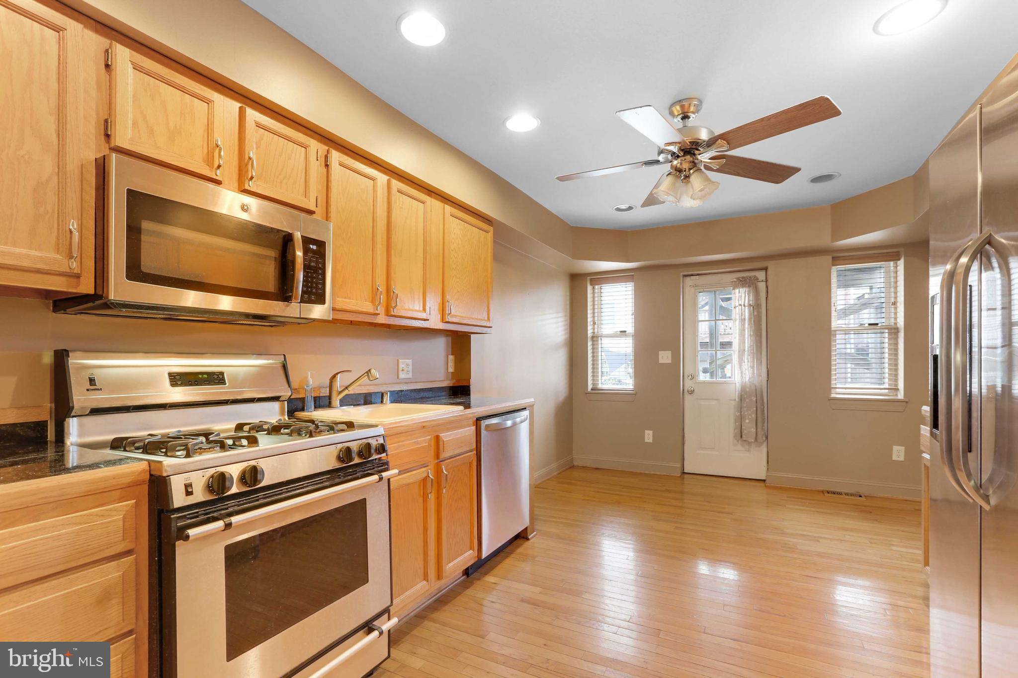 LOCUST POINT - Residential Lease