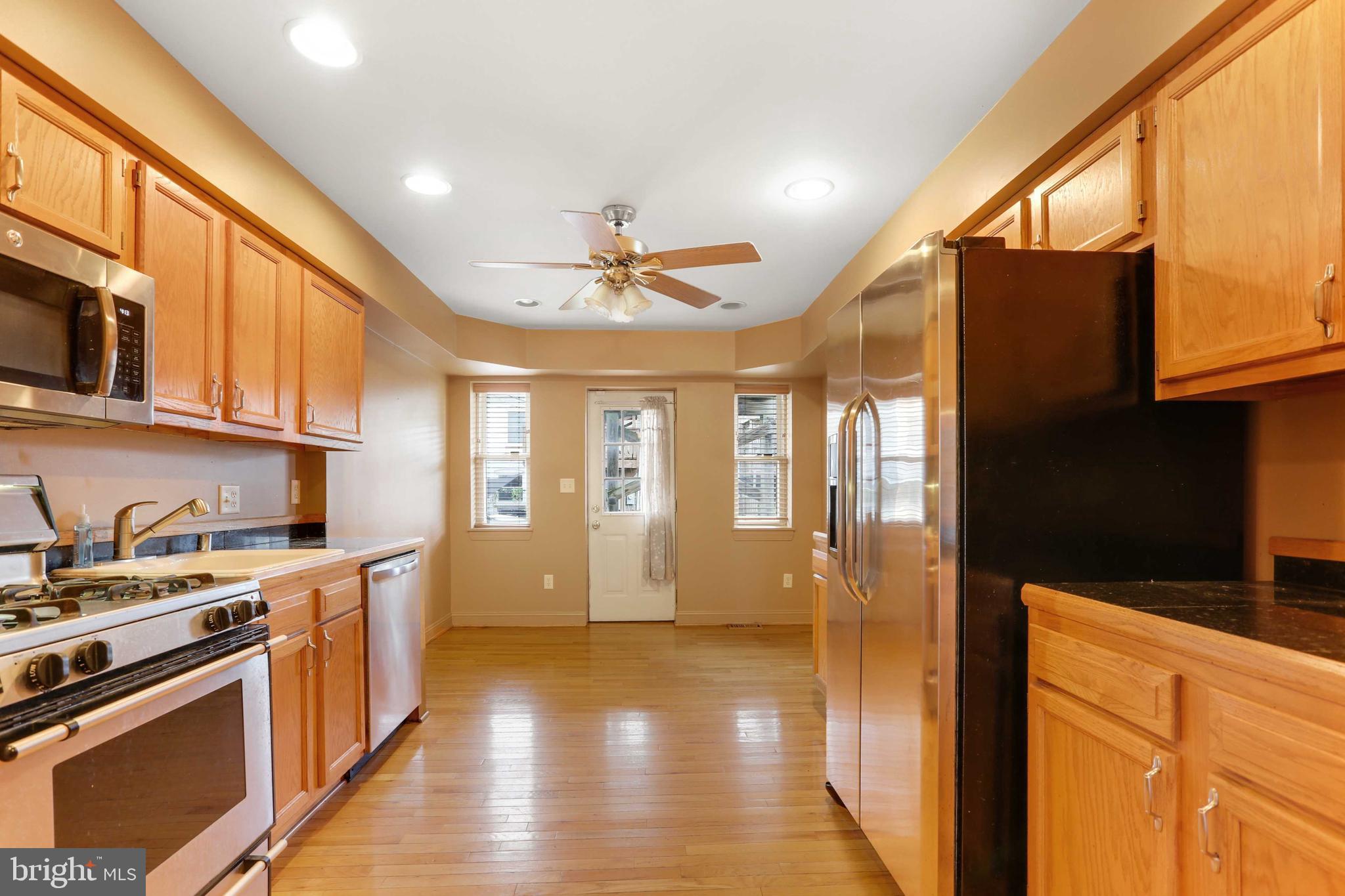 LOCUST POINT - Residential Lease