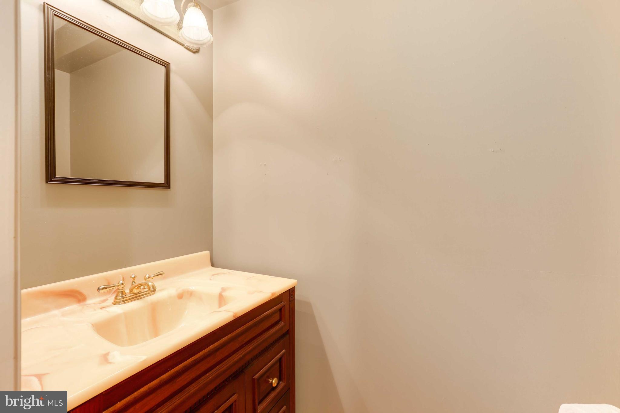 LOCUST POINT - Residential Lease