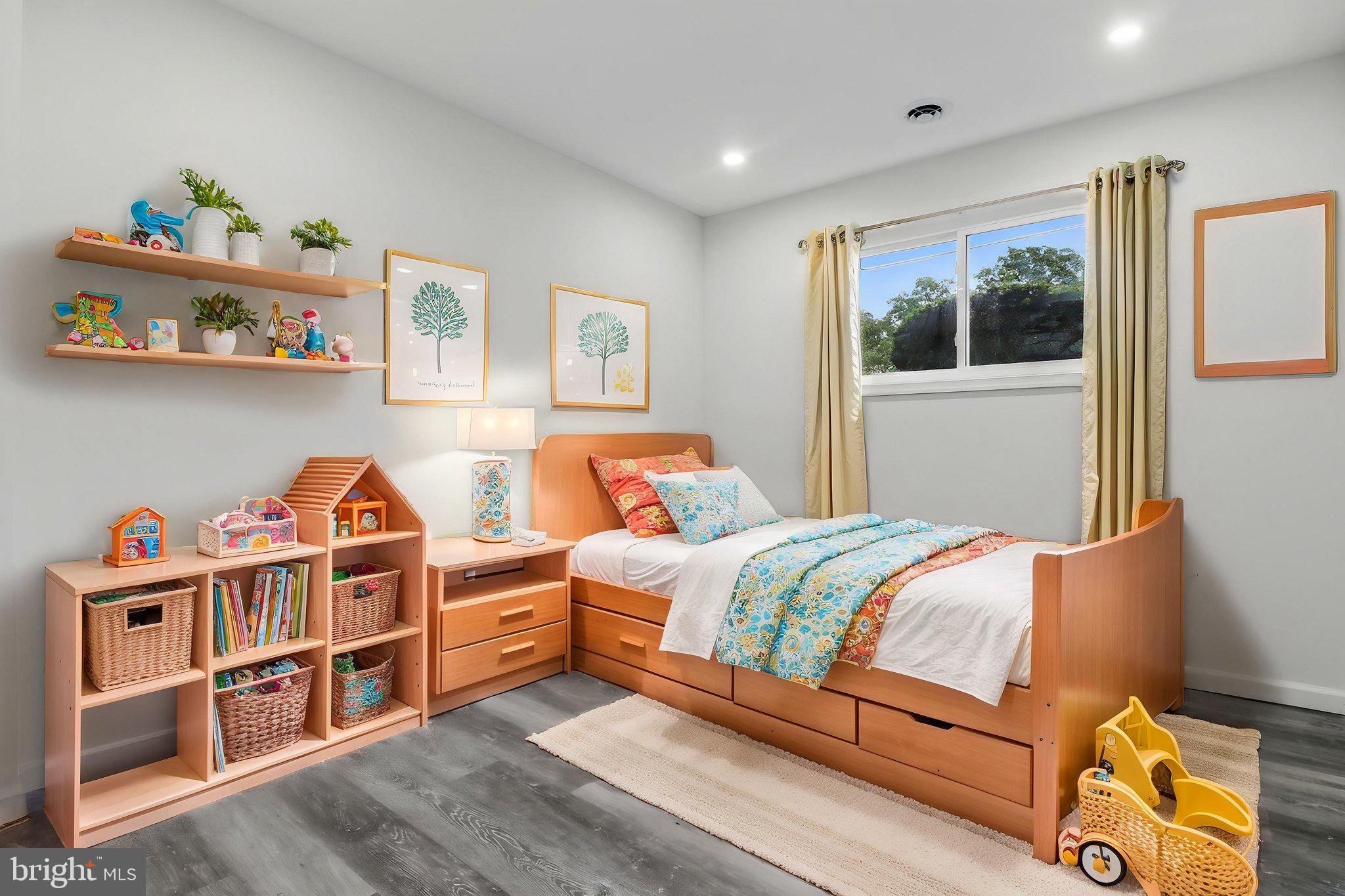 HICKORY HILL - Residential