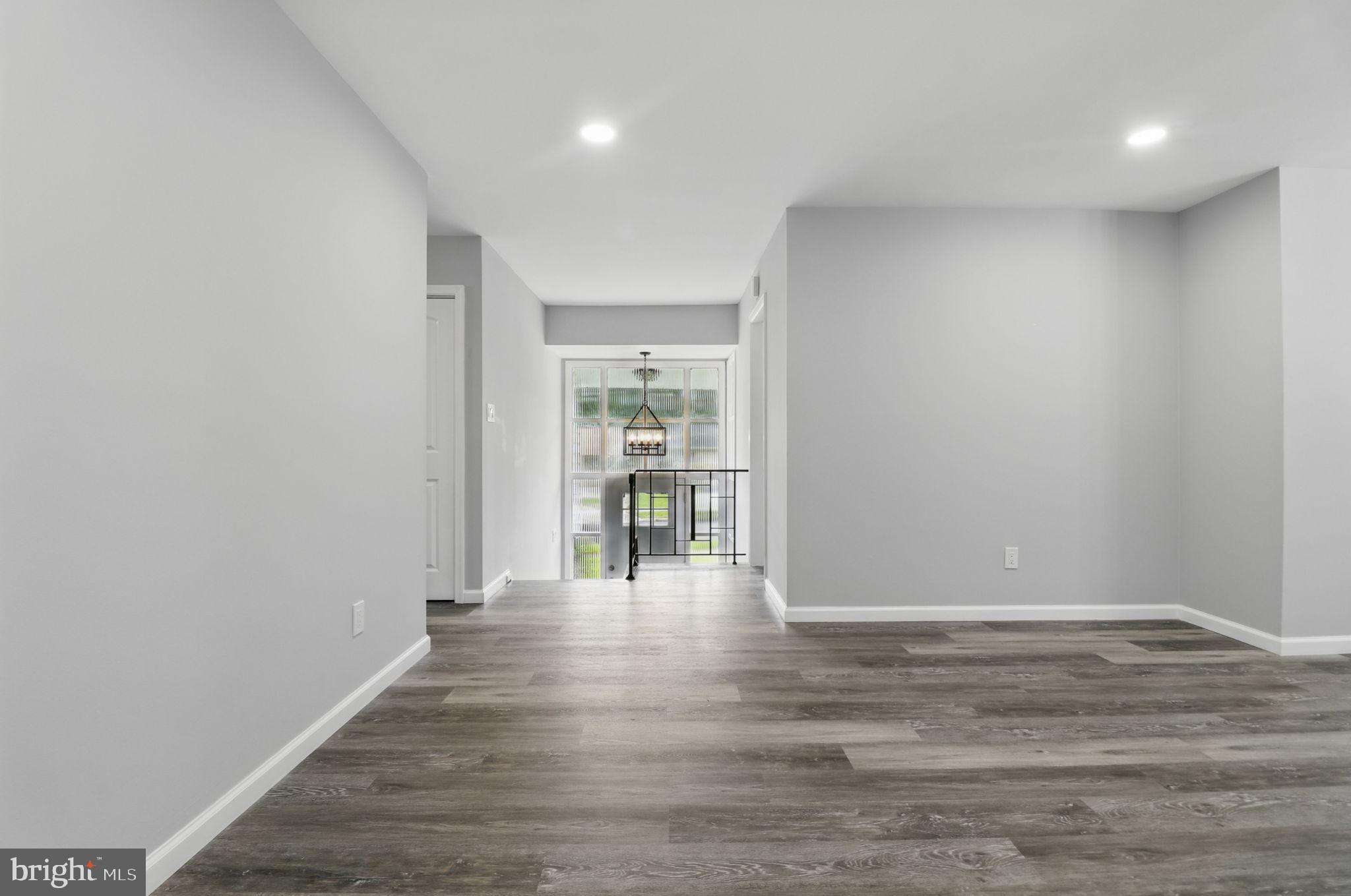 HICKORY HILL - Residential