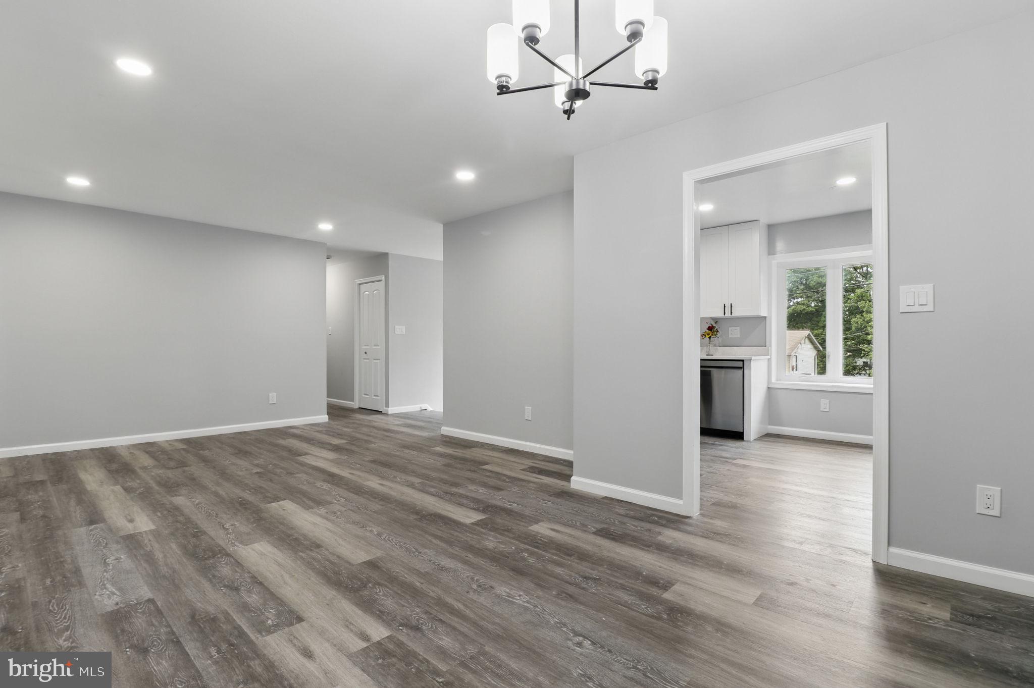 HICKORY HILL - Residential