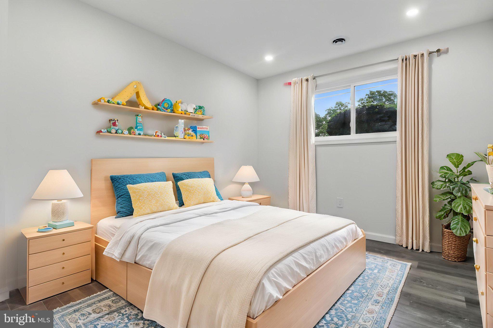 HICKORY HILL - Residential