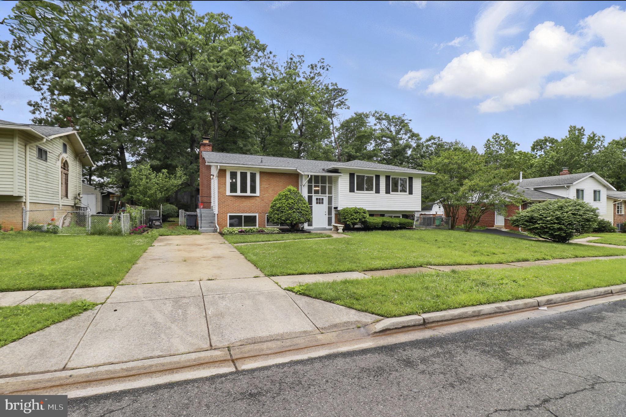 HICKORY HILL - Residential